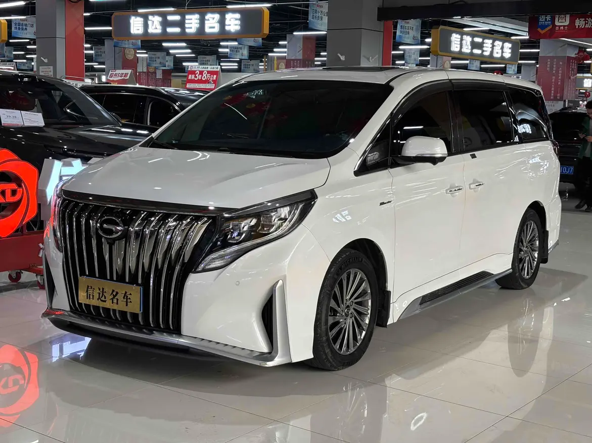 GAC Trumpchi M8  из Китая