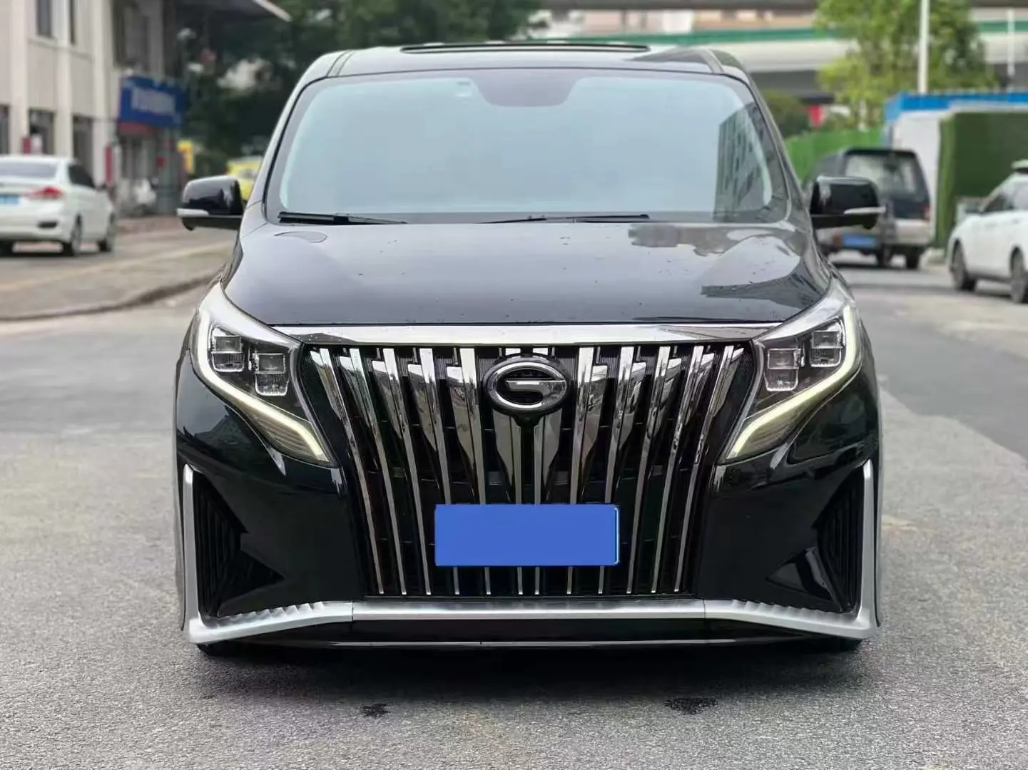 GAC Trumpchi M8  из Китая