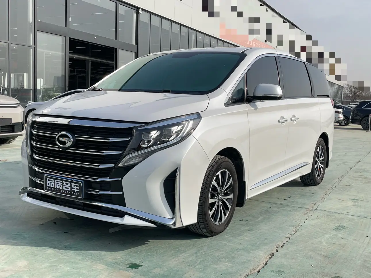 GAC Trumpchi M8  из Китая