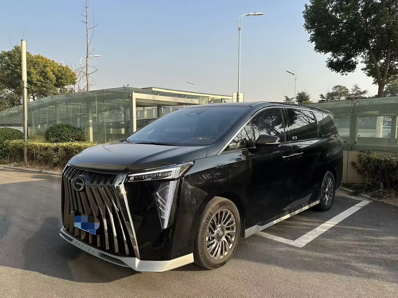 GAC Trumpchi M8  из Китая