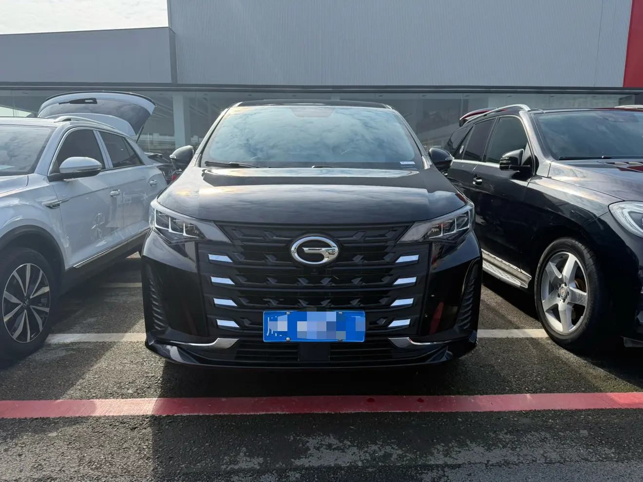 GAC Trumpchi M6  из Китая