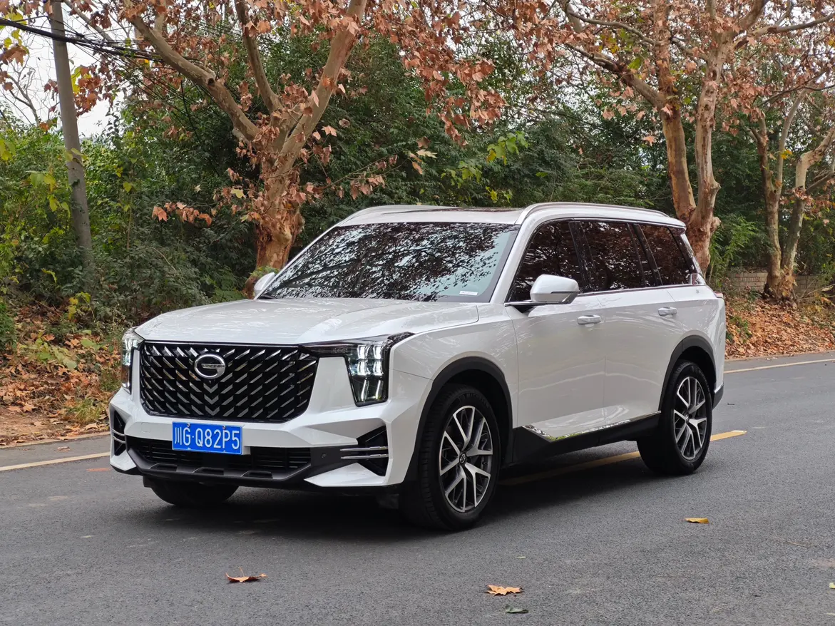 GAC Trumpchi GS8  из Китая