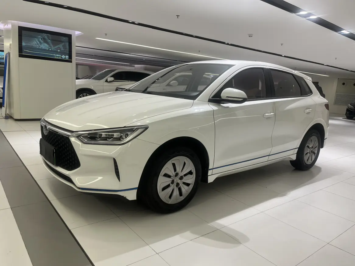 BYD e2  из Китая