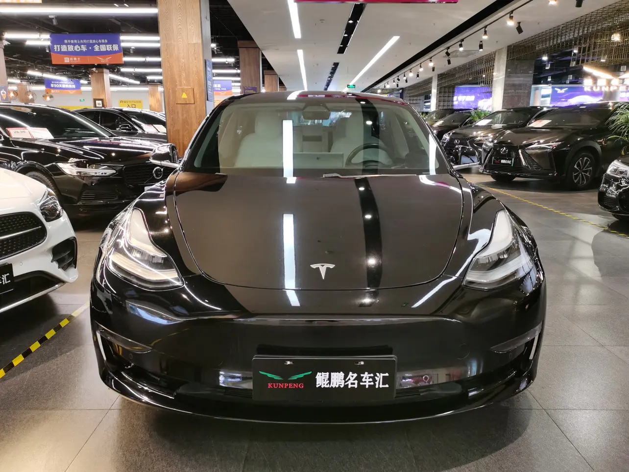 Tesla Model 3  из Китая