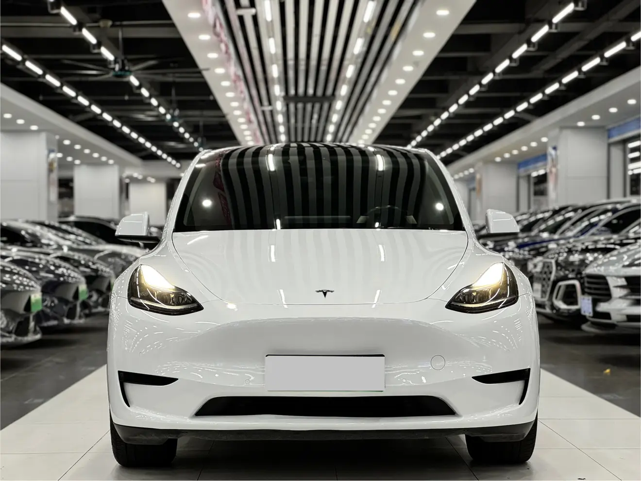 Tesla Model Y  из Китая