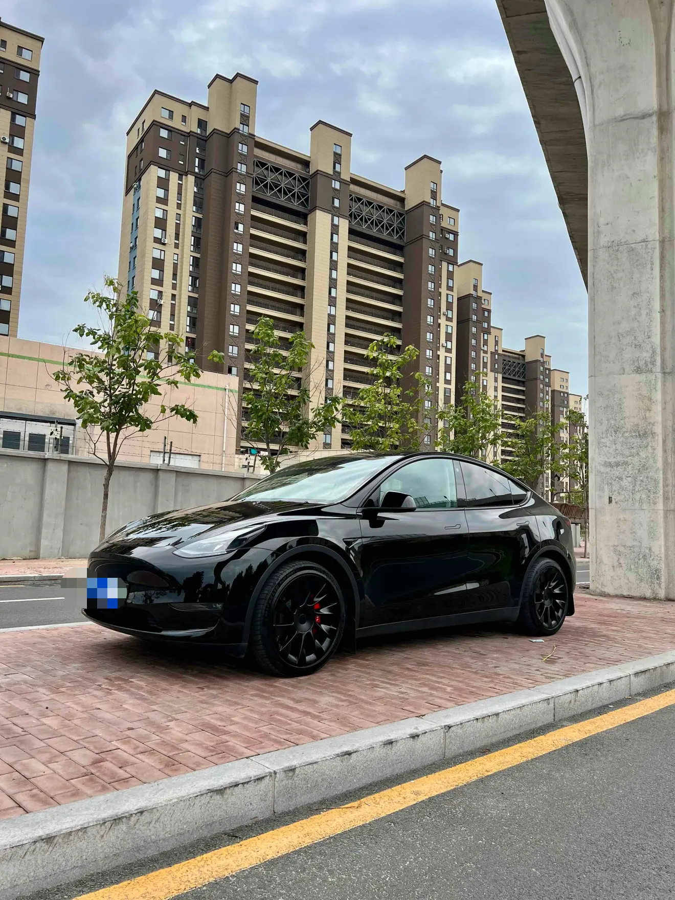 Tesla Model Y  из Китая