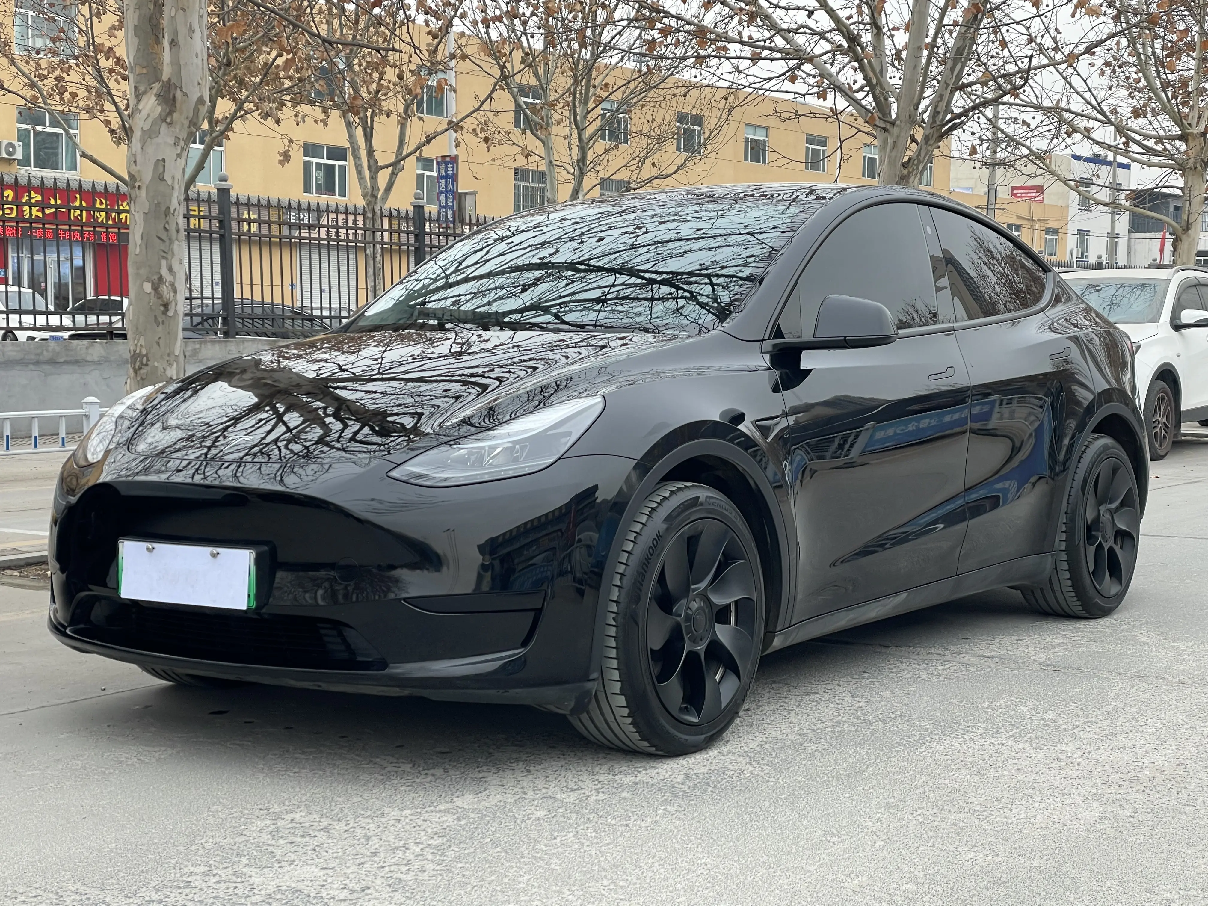 Tesla Model Y  из Китая