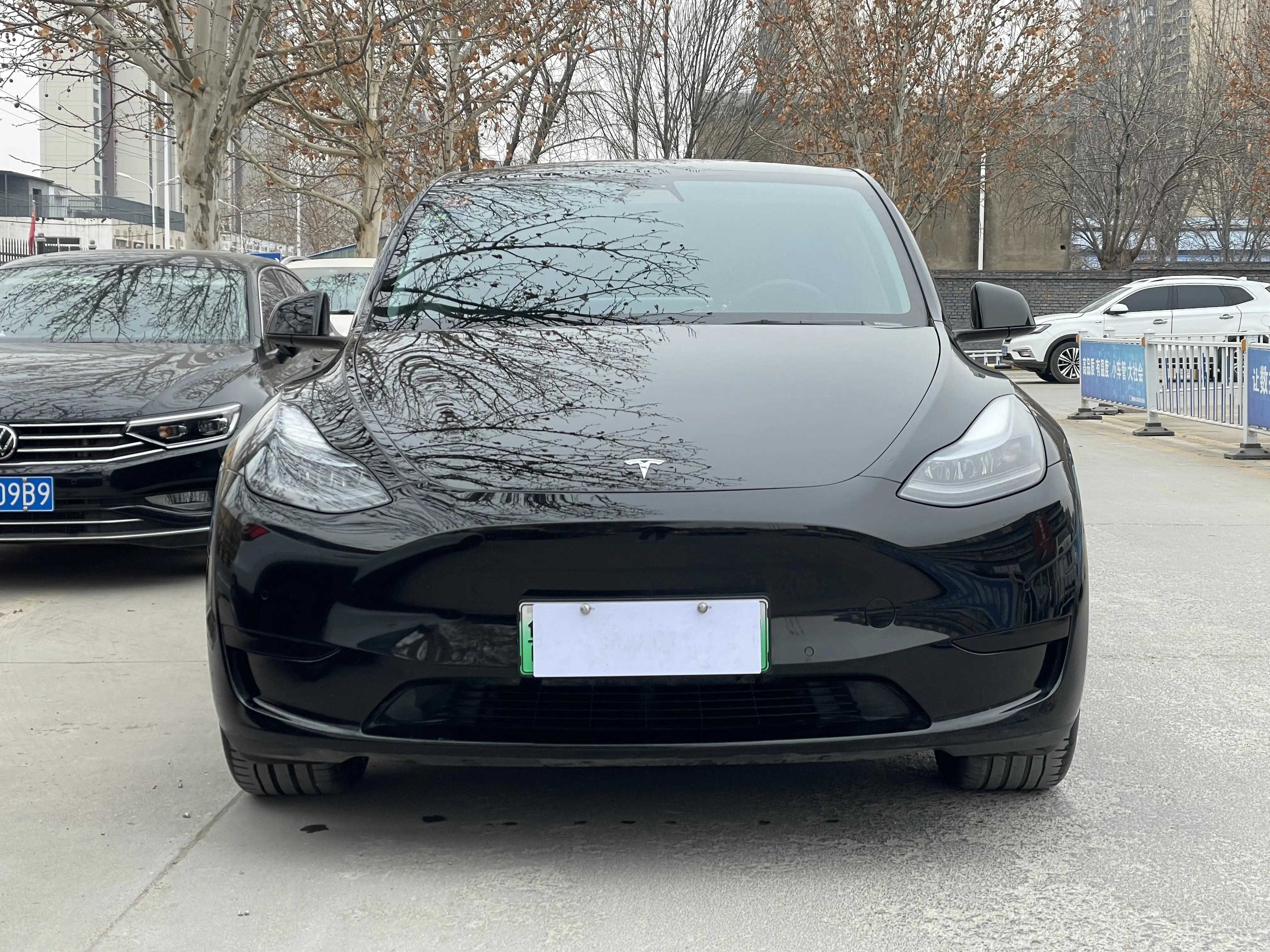 Tesla Model Y  из Китая