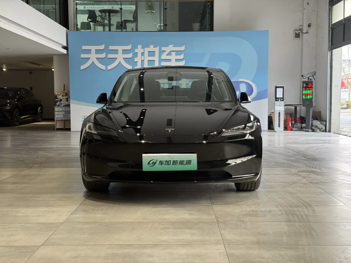 Tesla Model 3  из Китая