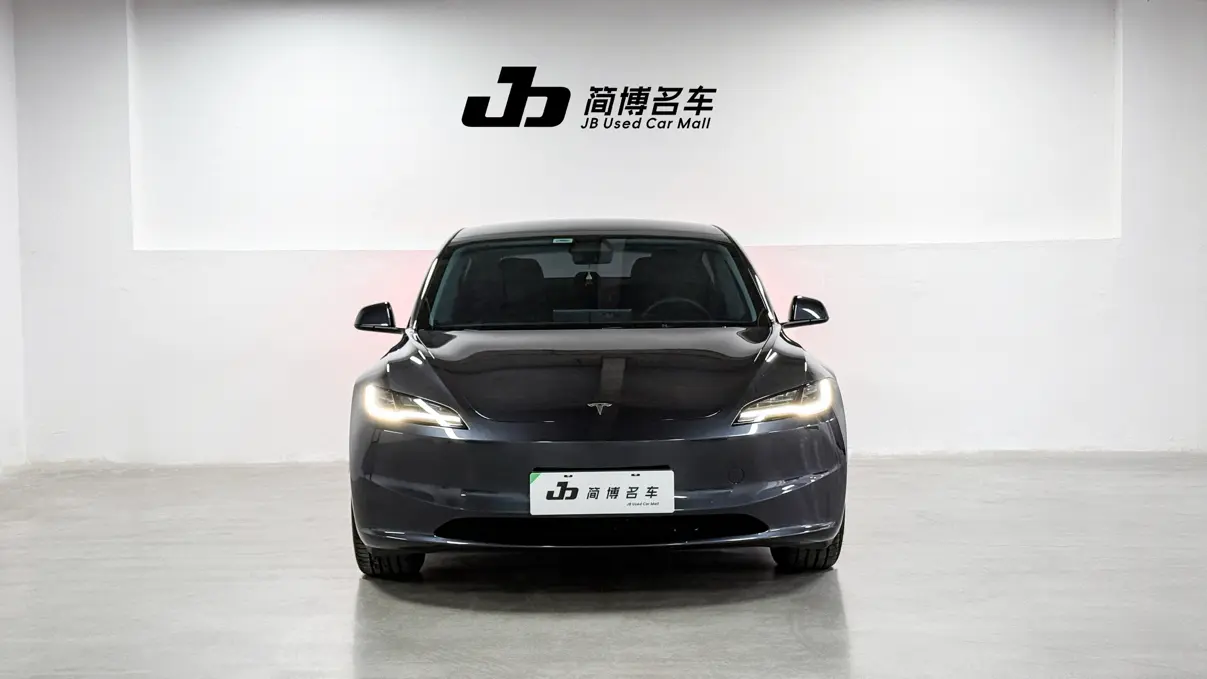 Tesla Model 3  из Китая