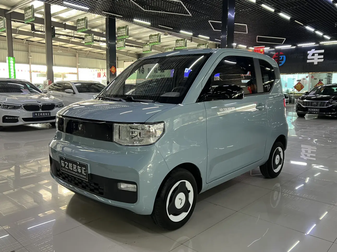 Wuling Hongguang MINIEV  из Китая