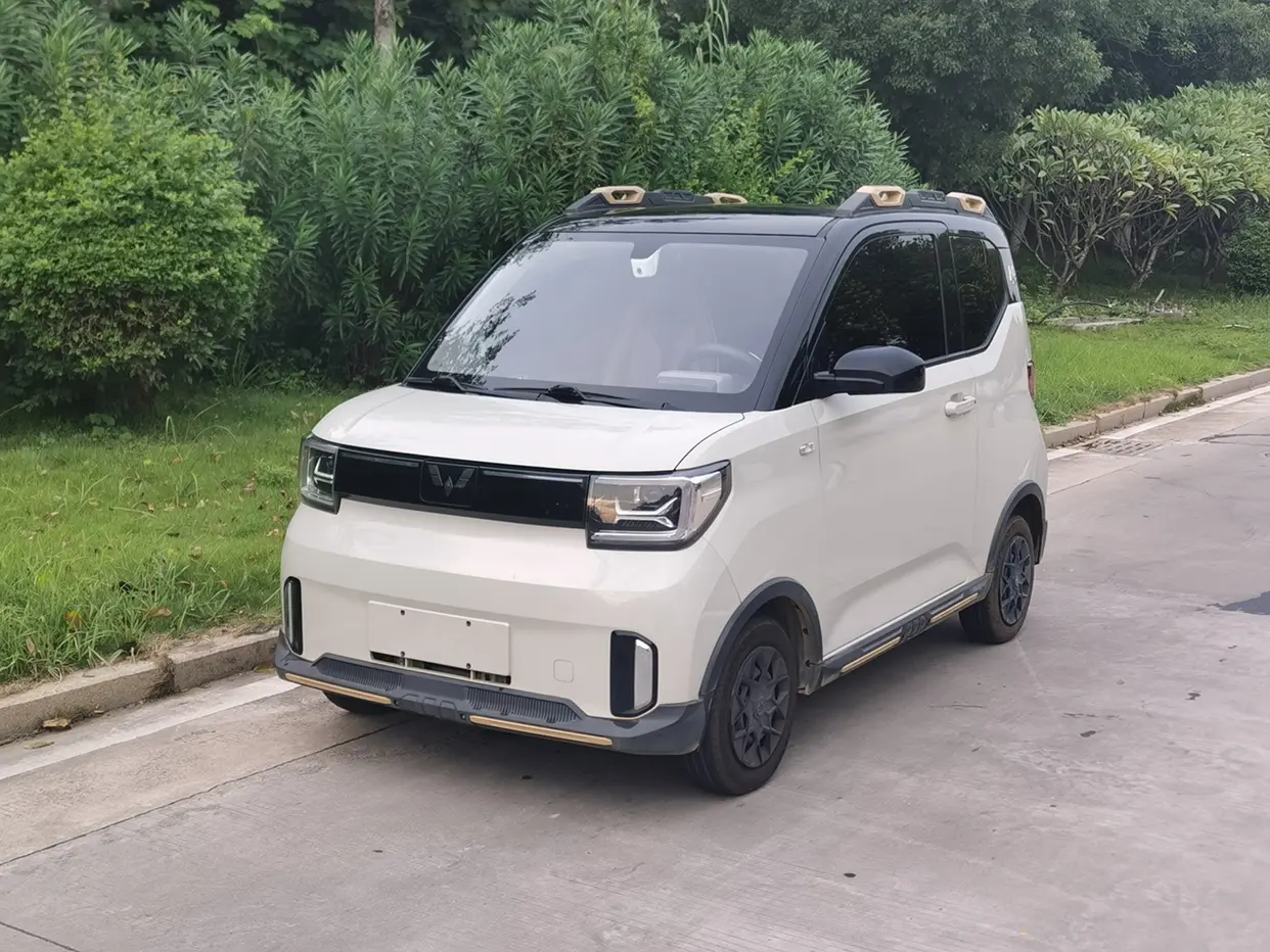 Wuling Hongguang MINIEV  из Китая