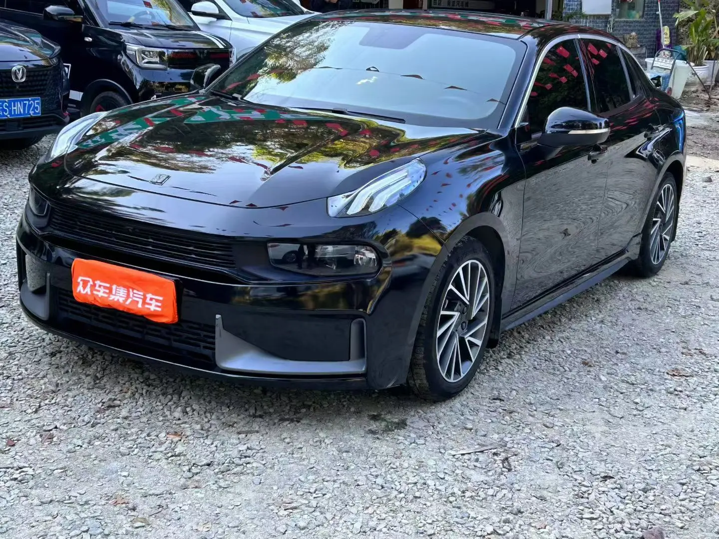 Lynk & Co 03