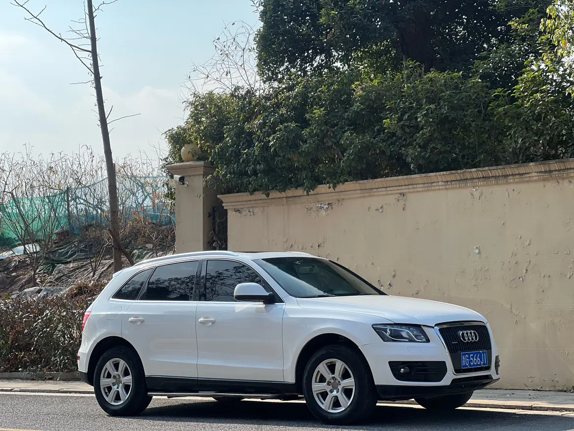 Audi Q5  из Китая