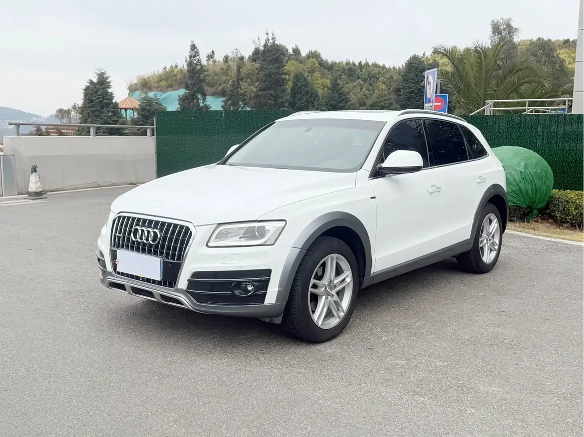 Audi Q5  из Китая