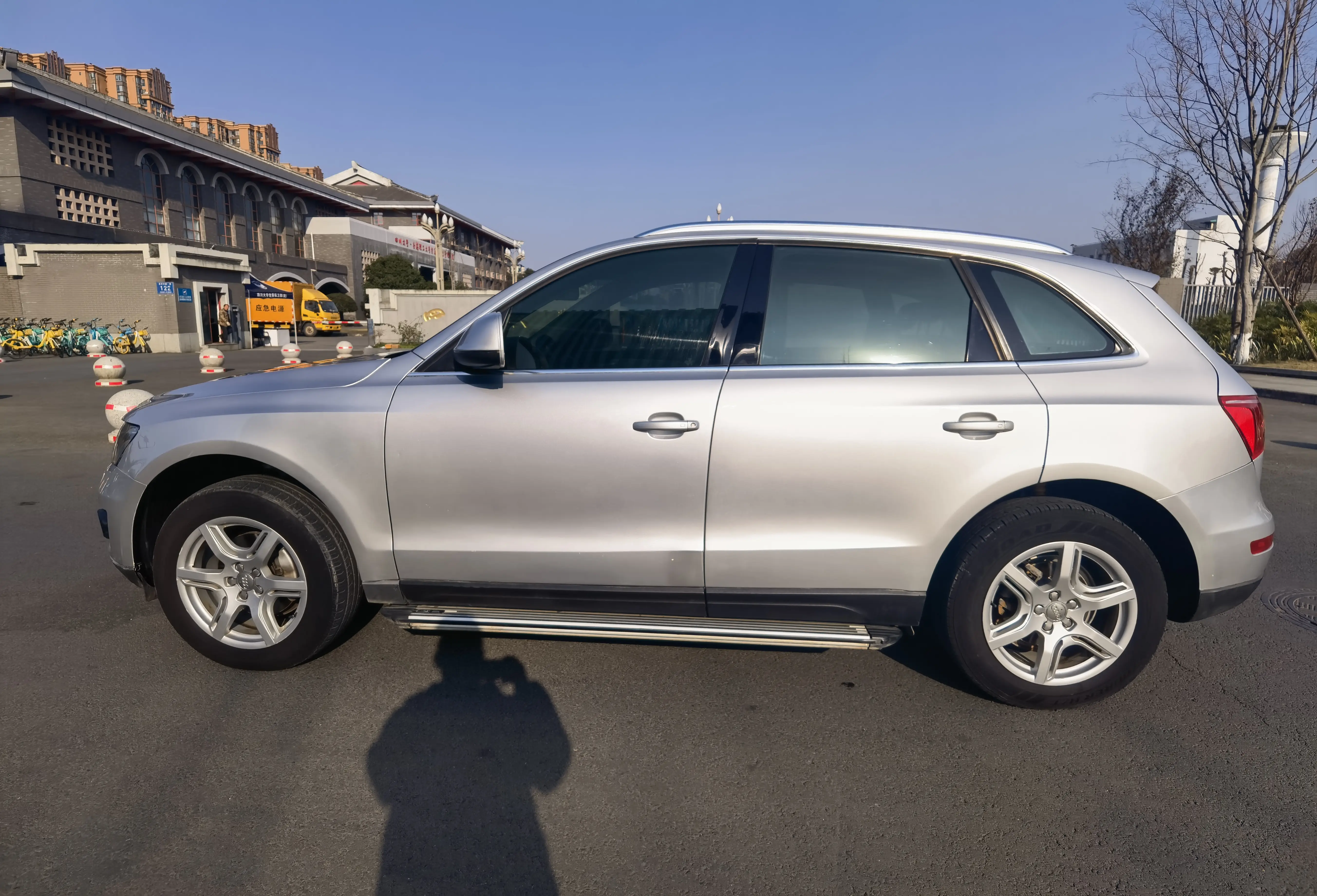 Audi Q5  из Китая