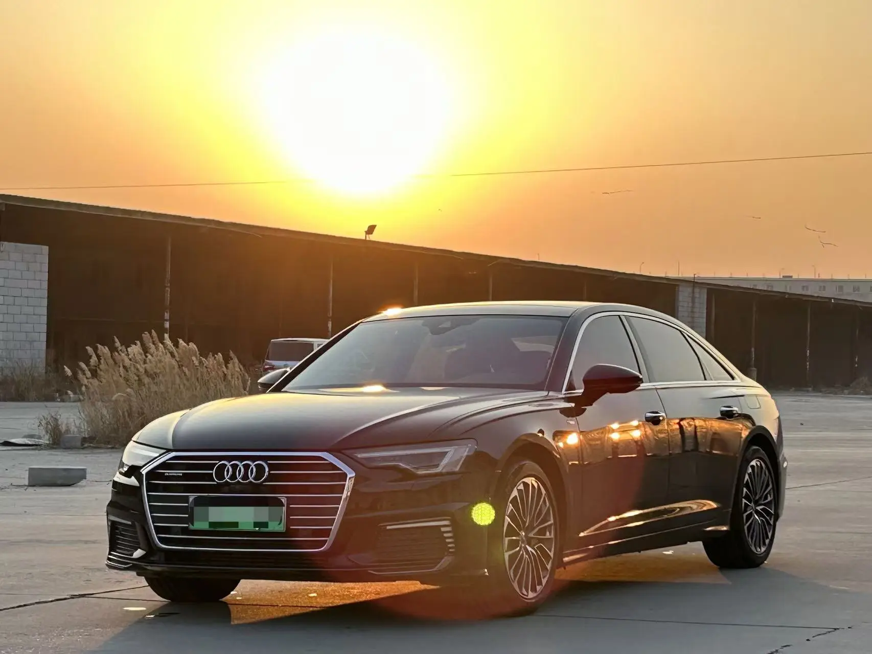 Audi A6L PHEV  из Китая