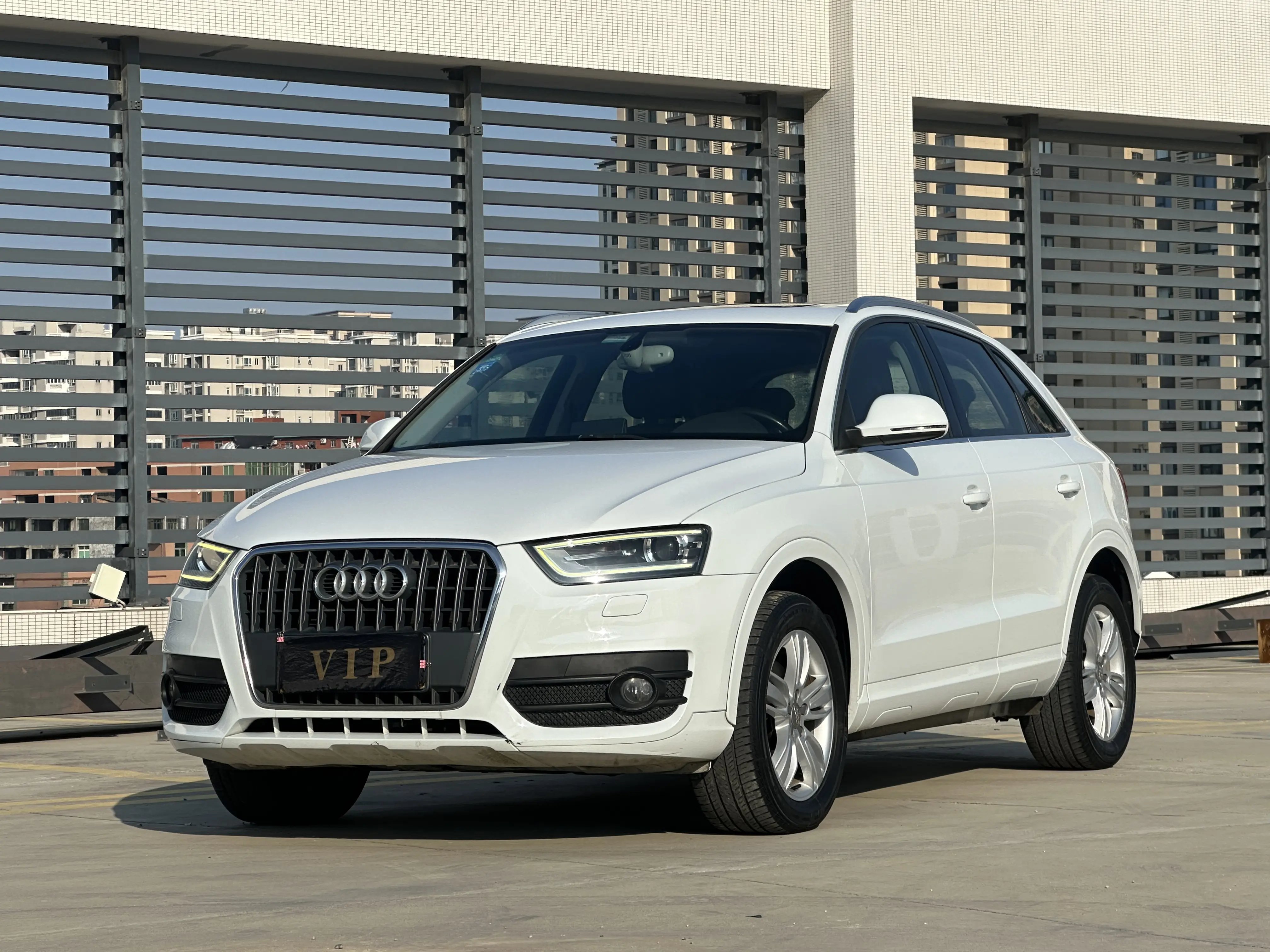 Audi Q3  из Китая