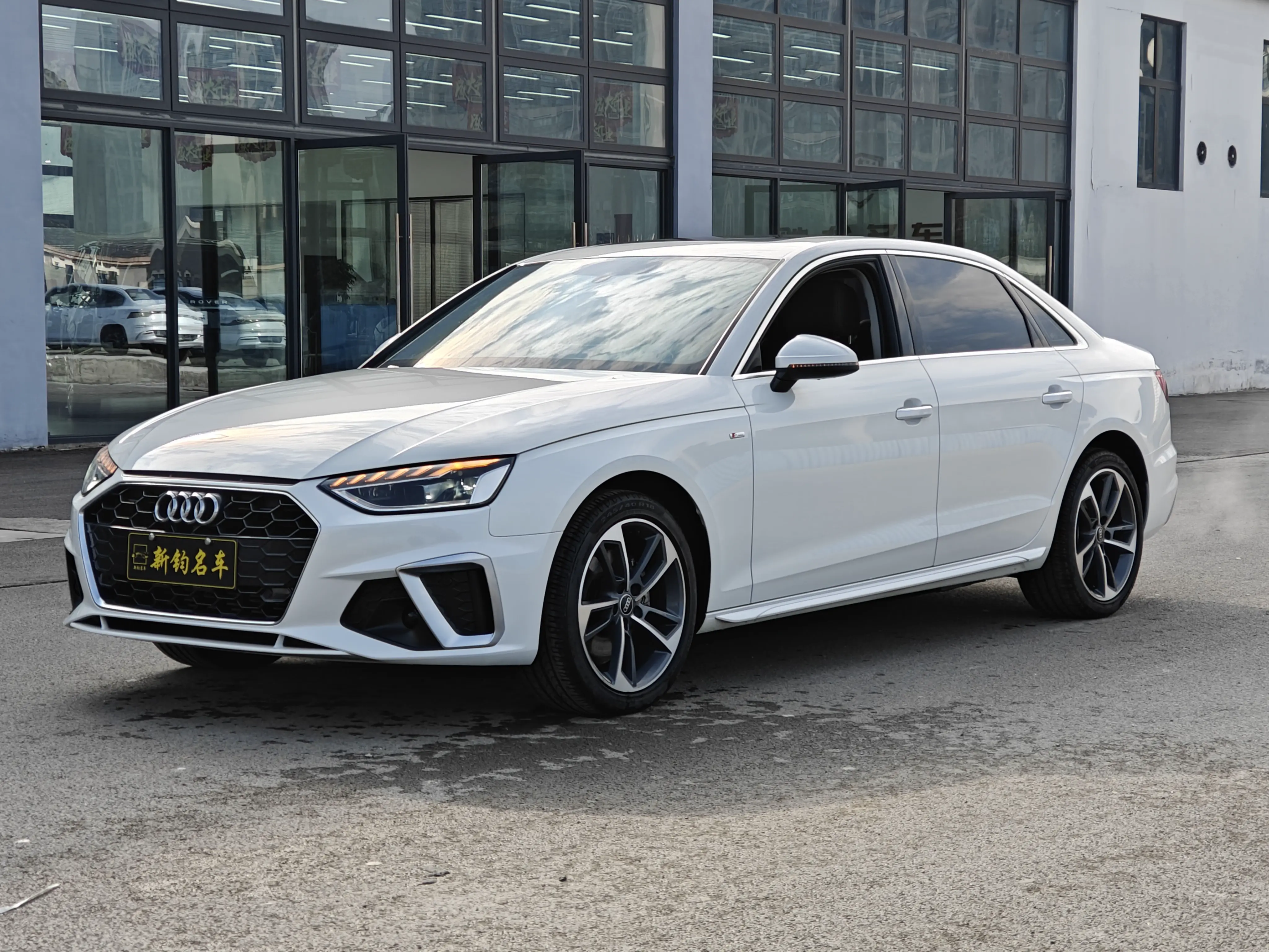 Audi A4L