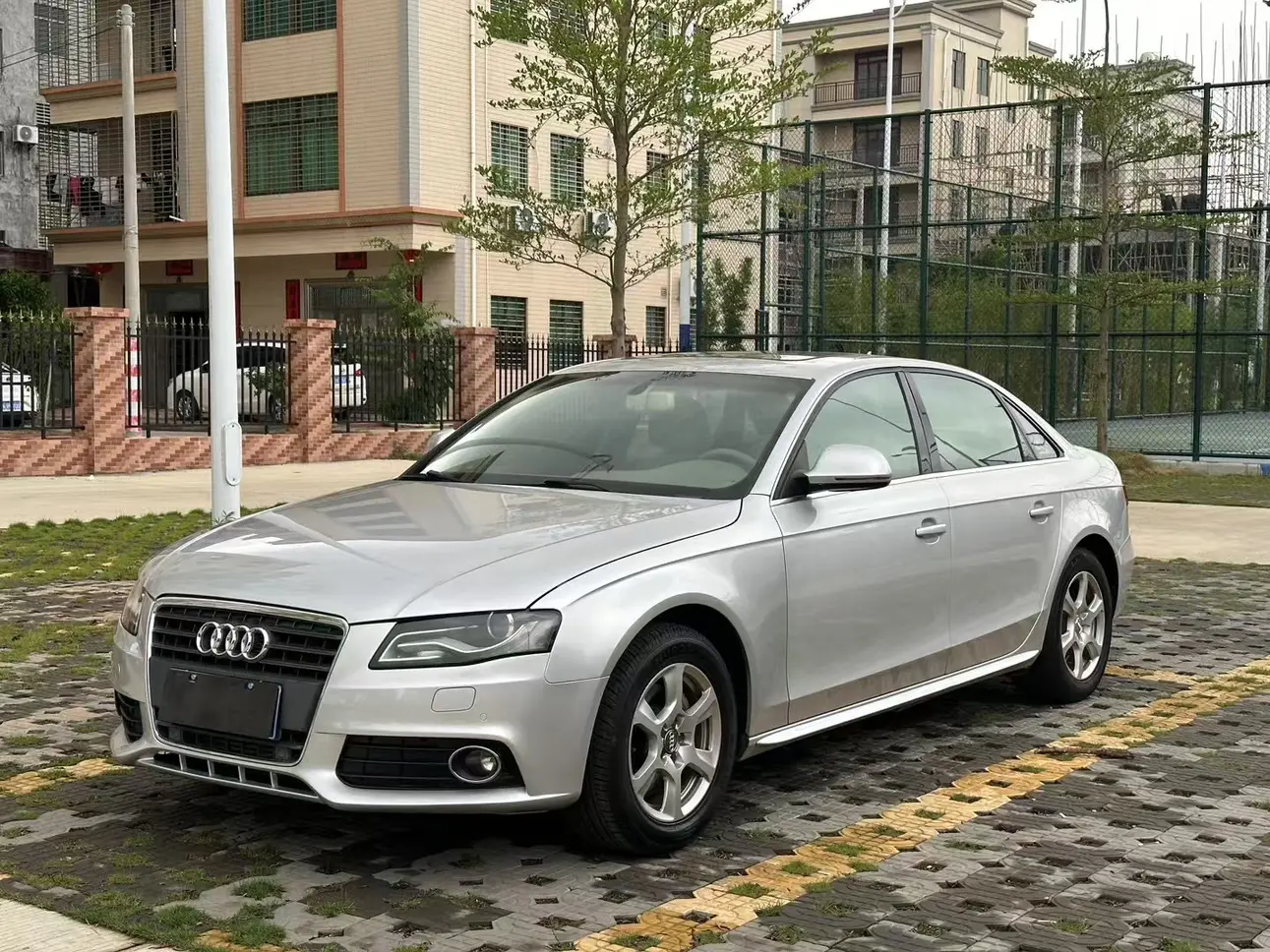 Audi A4L  из Китая
