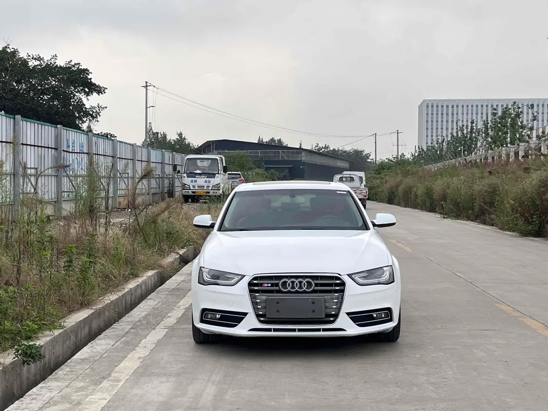Audi A4L  из Китая
