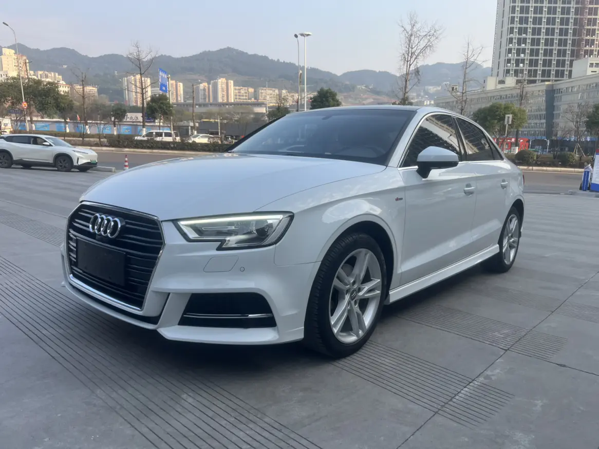 Audi A3  из Китая