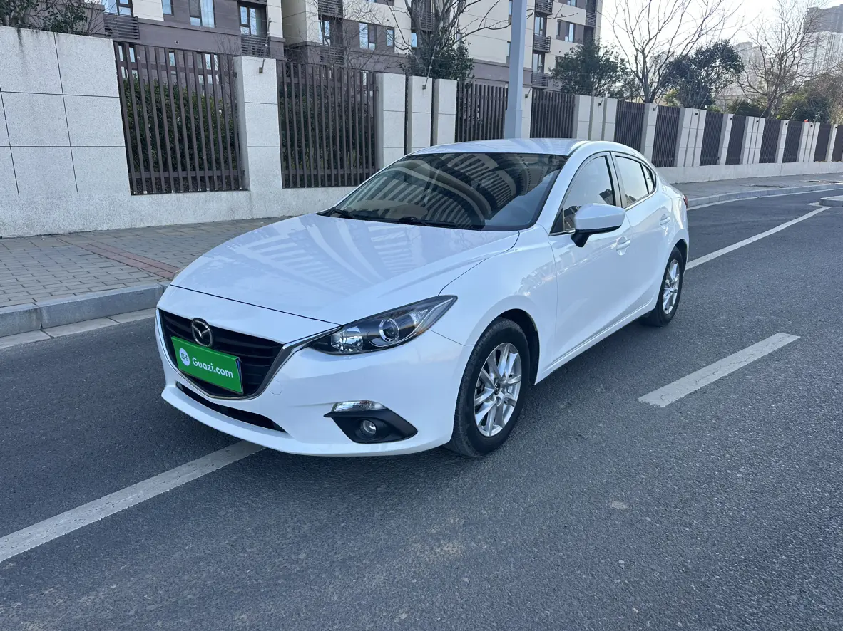 Mazda Axela (Mazda3)  из Китая