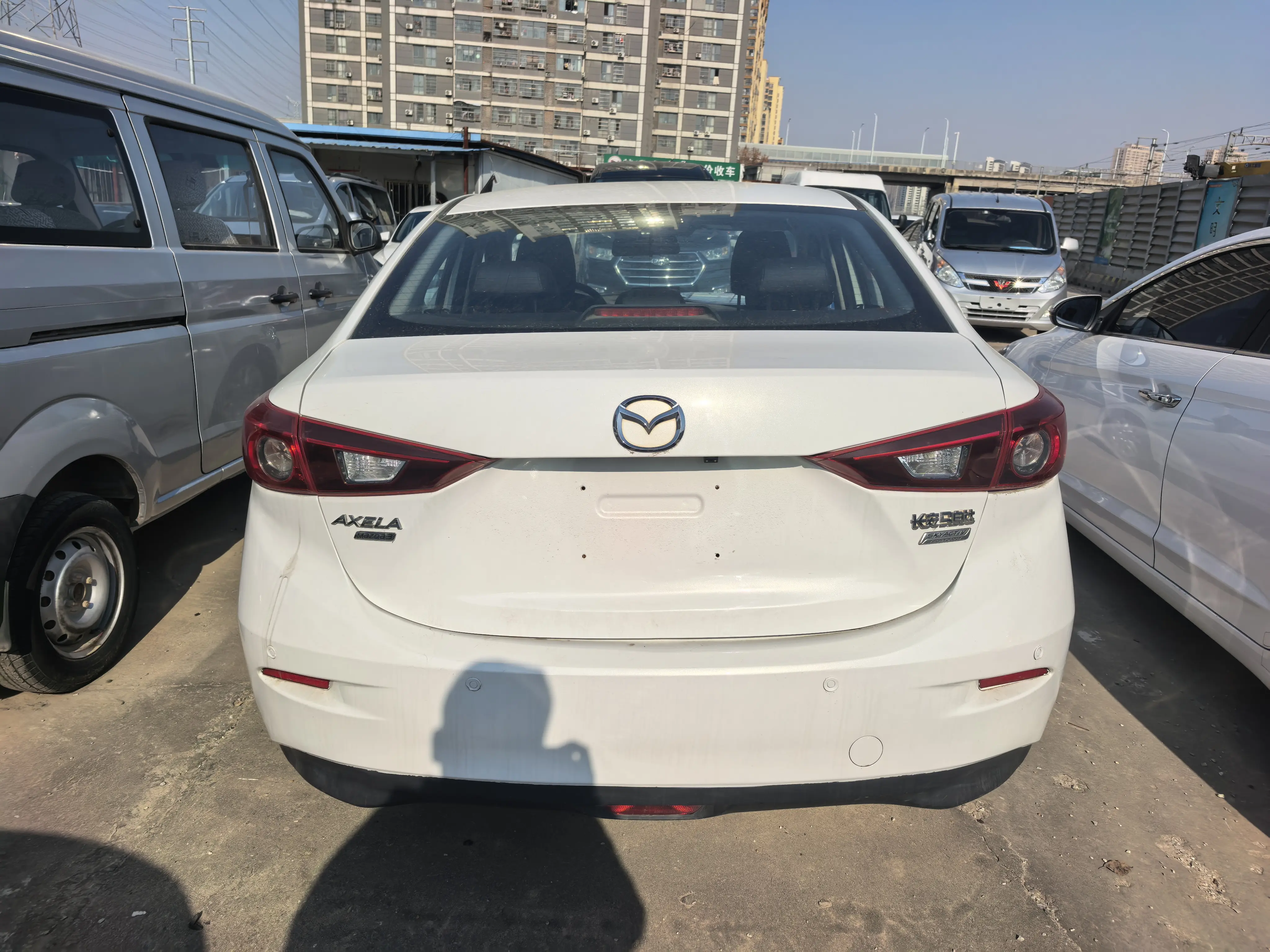 Mazda Axela (Mazda3)  из Китая