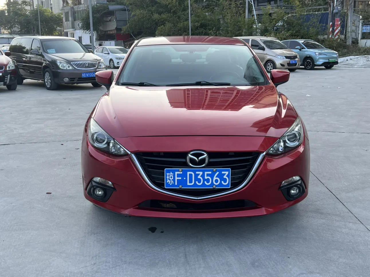 Mazda Axela (Mazda3)  из Китая