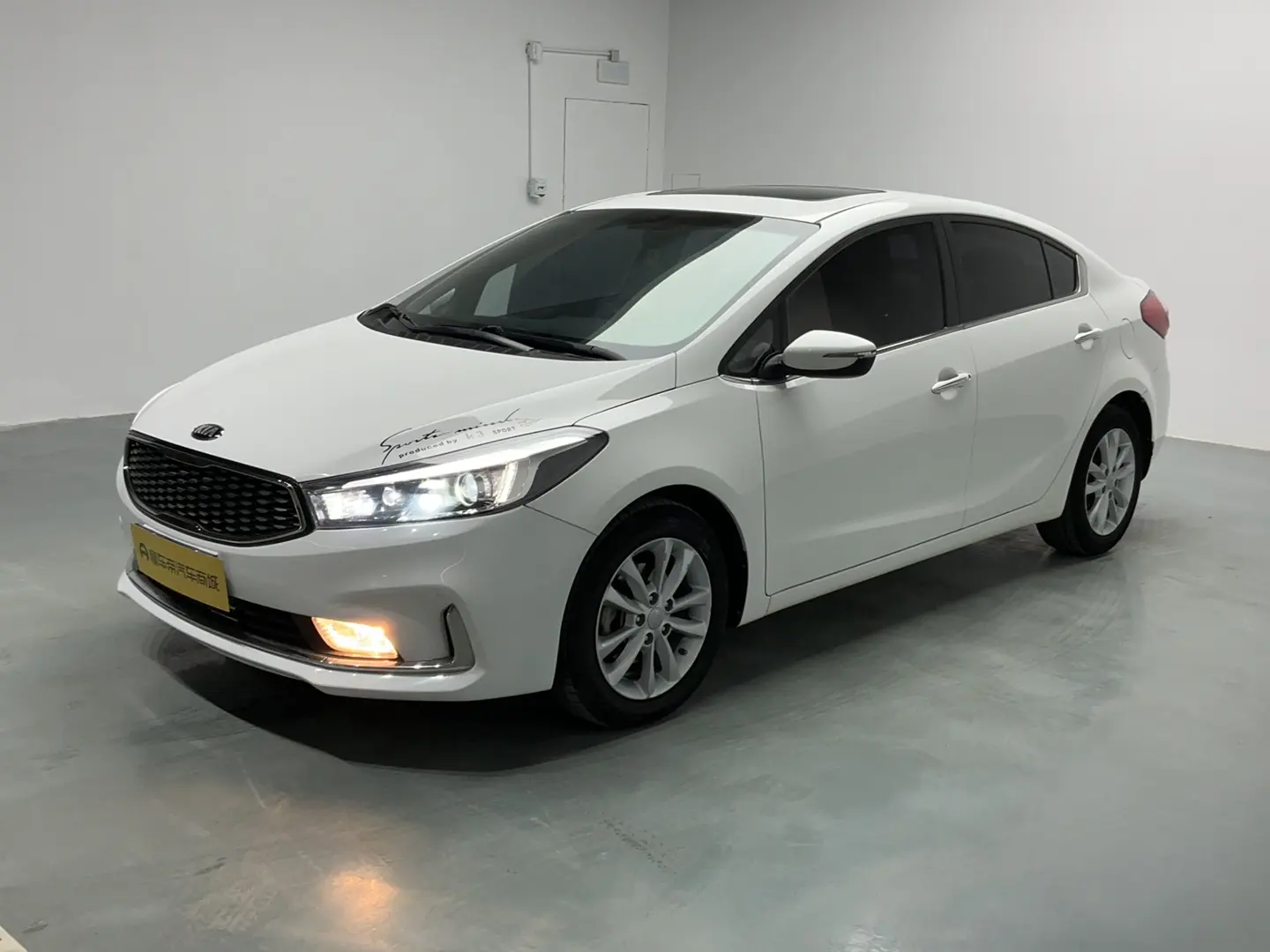 Kia K3  из Китая