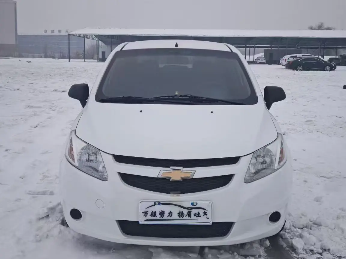 Chevrolet Sail  из Китая