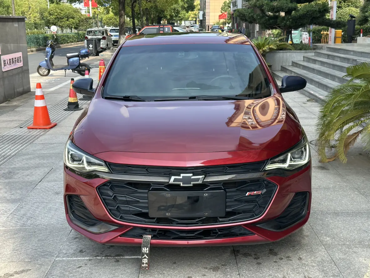 Chevrolet Monza (Cruze)  из Китая