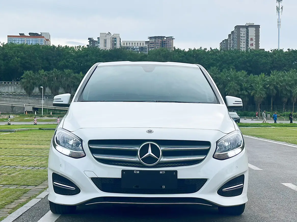Mercedes-Benz Mercedes Benz B Class  из Китая