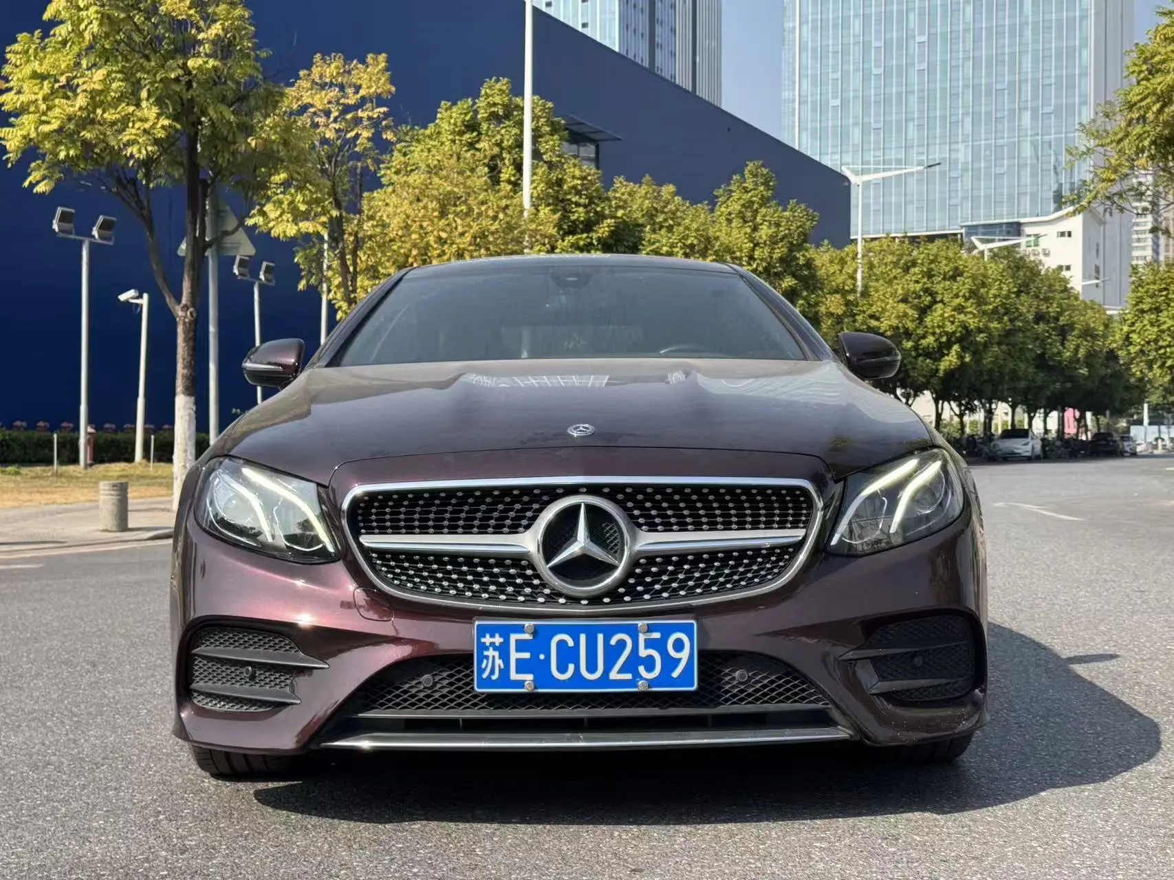 Mercedes-Benz E-Class  из Китая