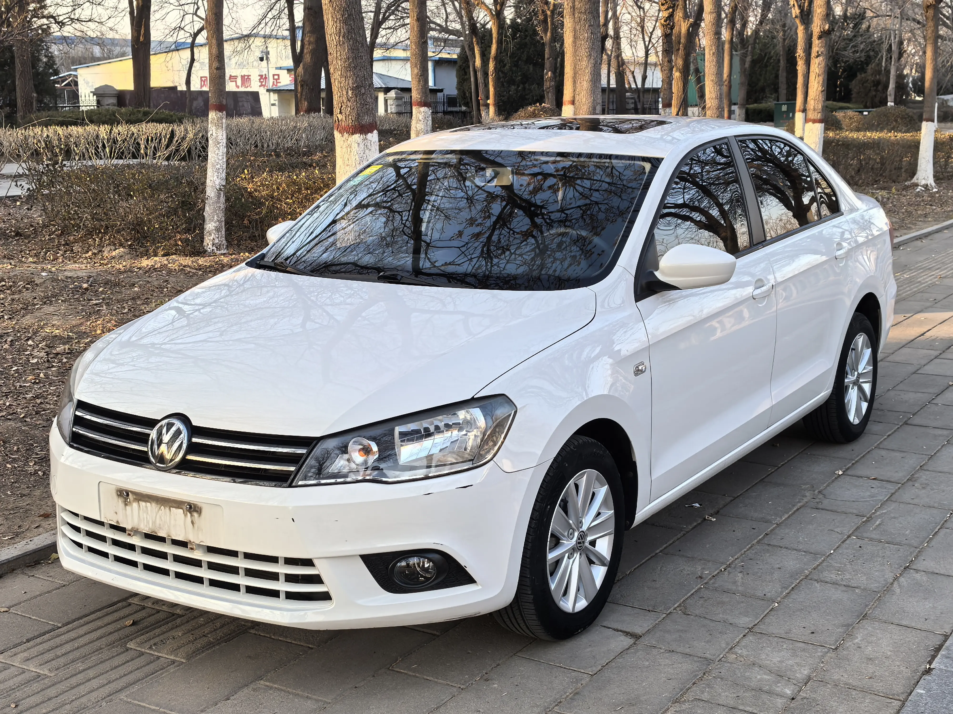 Volkswagen Jetta  из Китая