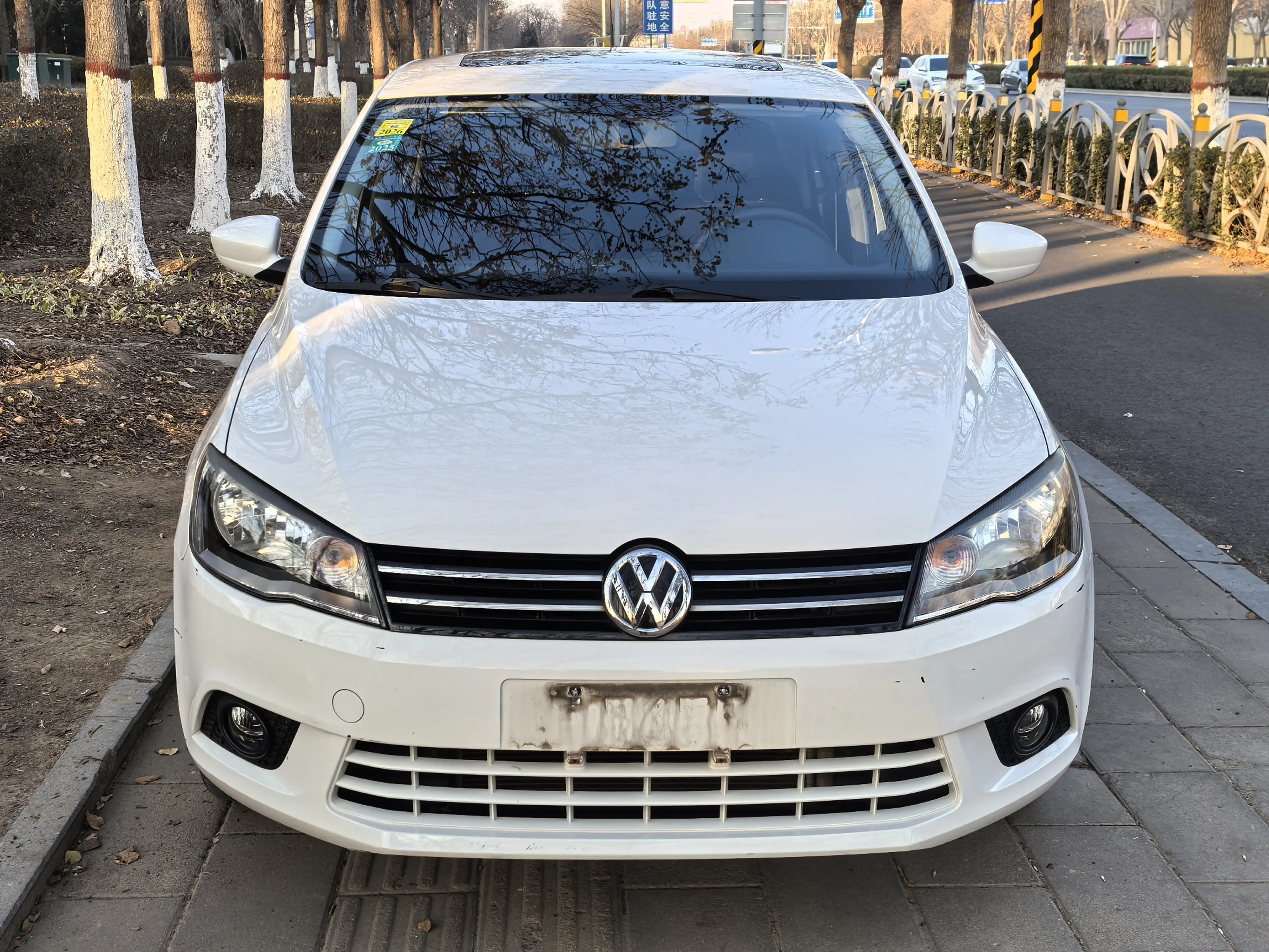 Volkswagen Jetta  из Китая