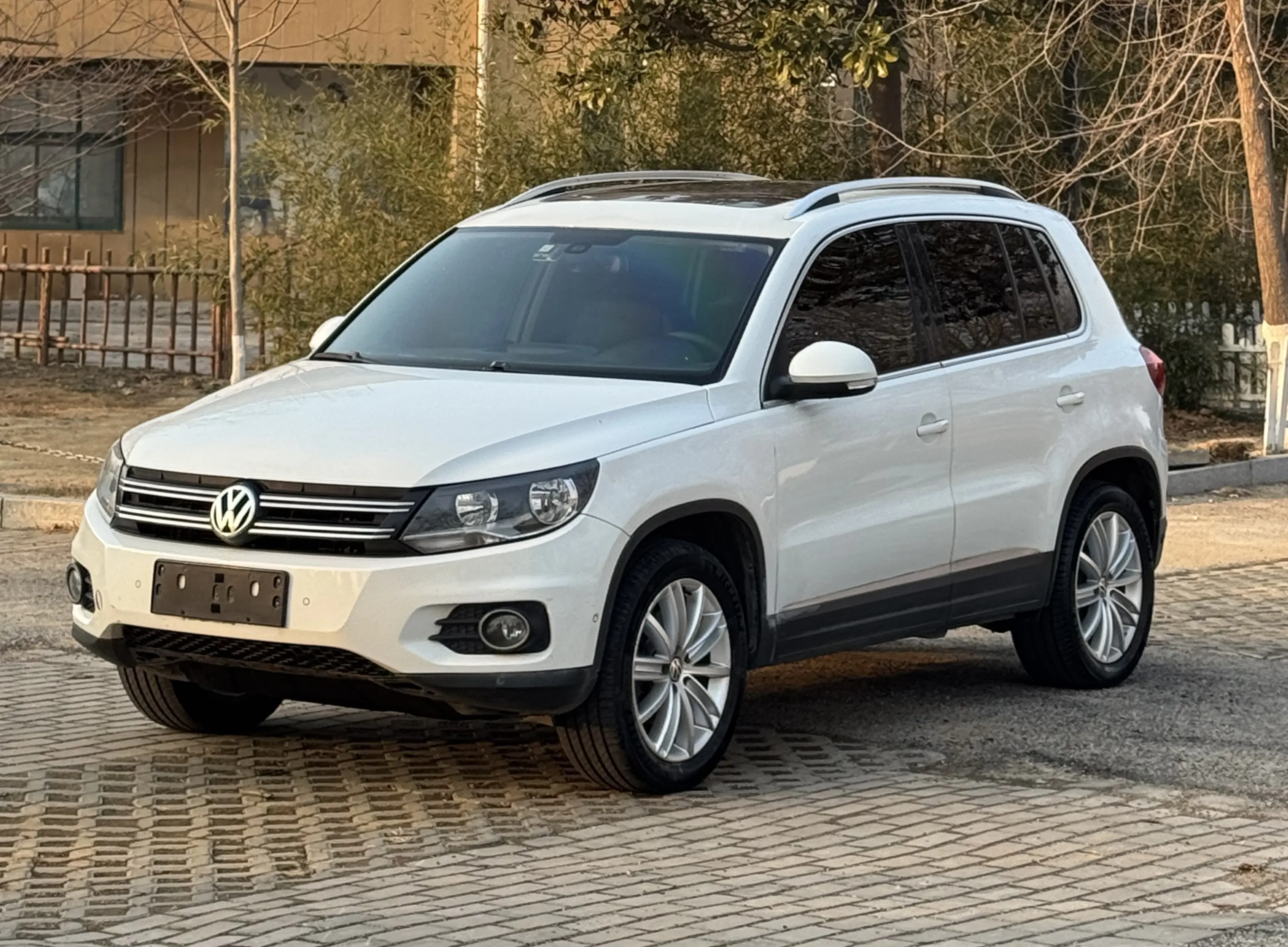Volkswagen Tiguan  из Китая