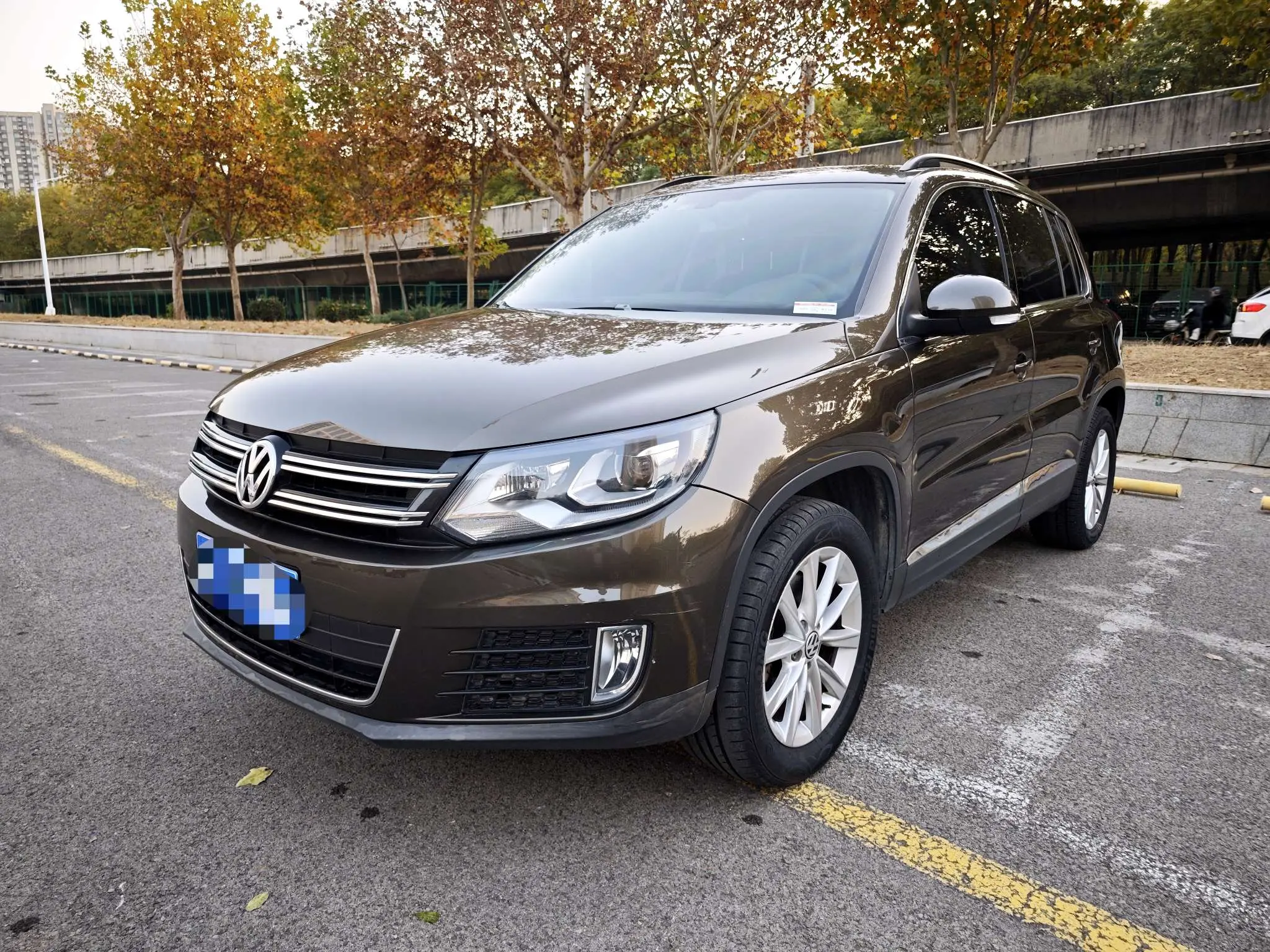 Volkswagen Tiguan  из Китая