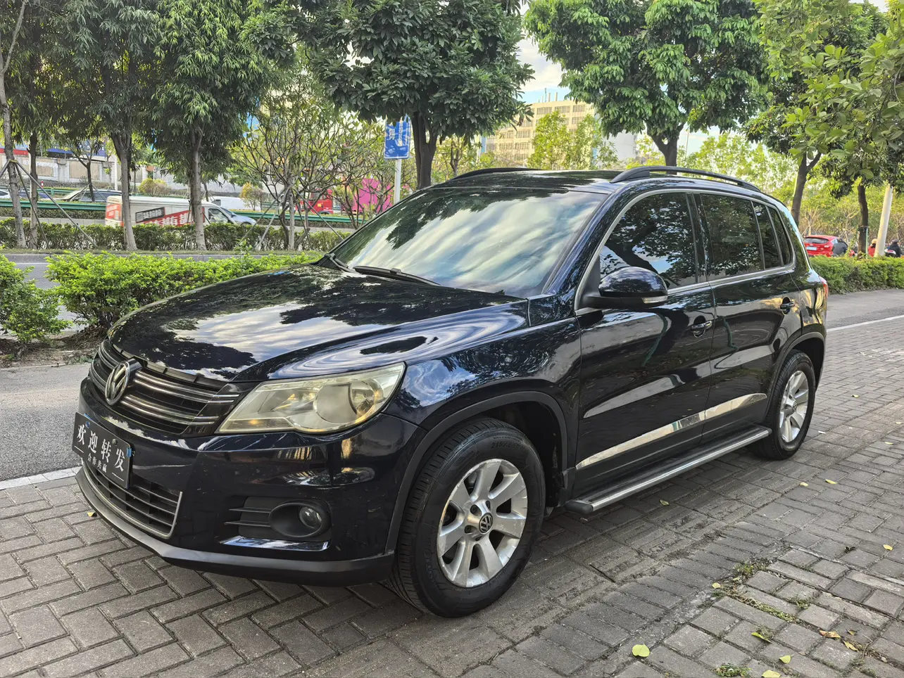Volkswagen Tiguan (Tharu)