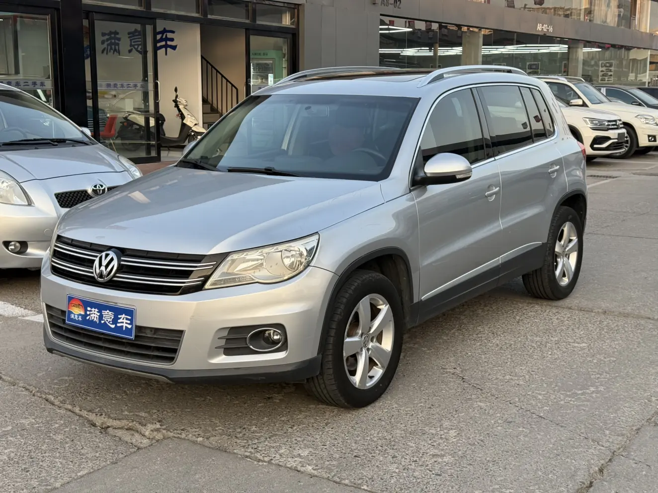 Volkswagen Tiguan  из Китая
