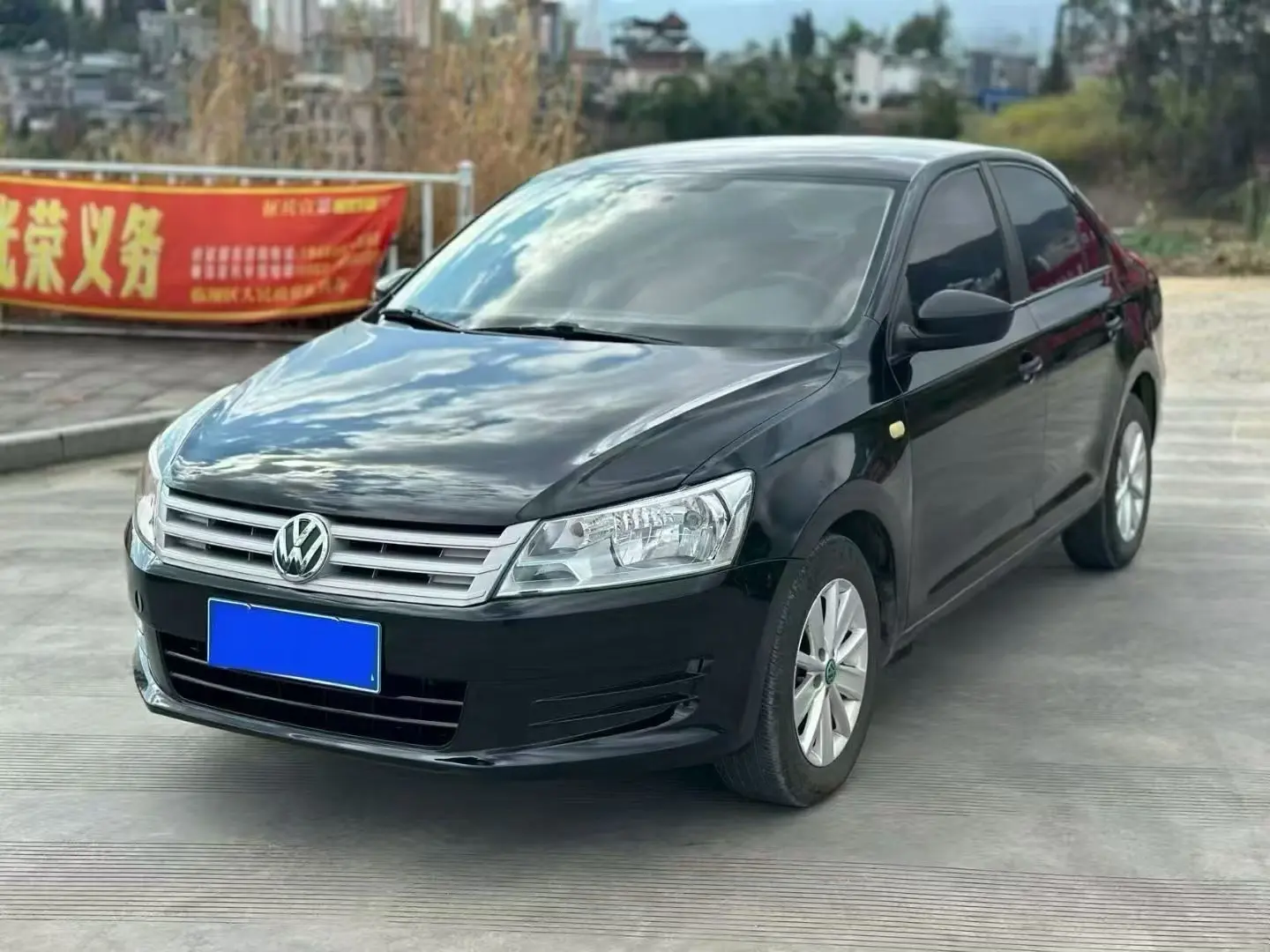 Volkswagen Santana  из Китая