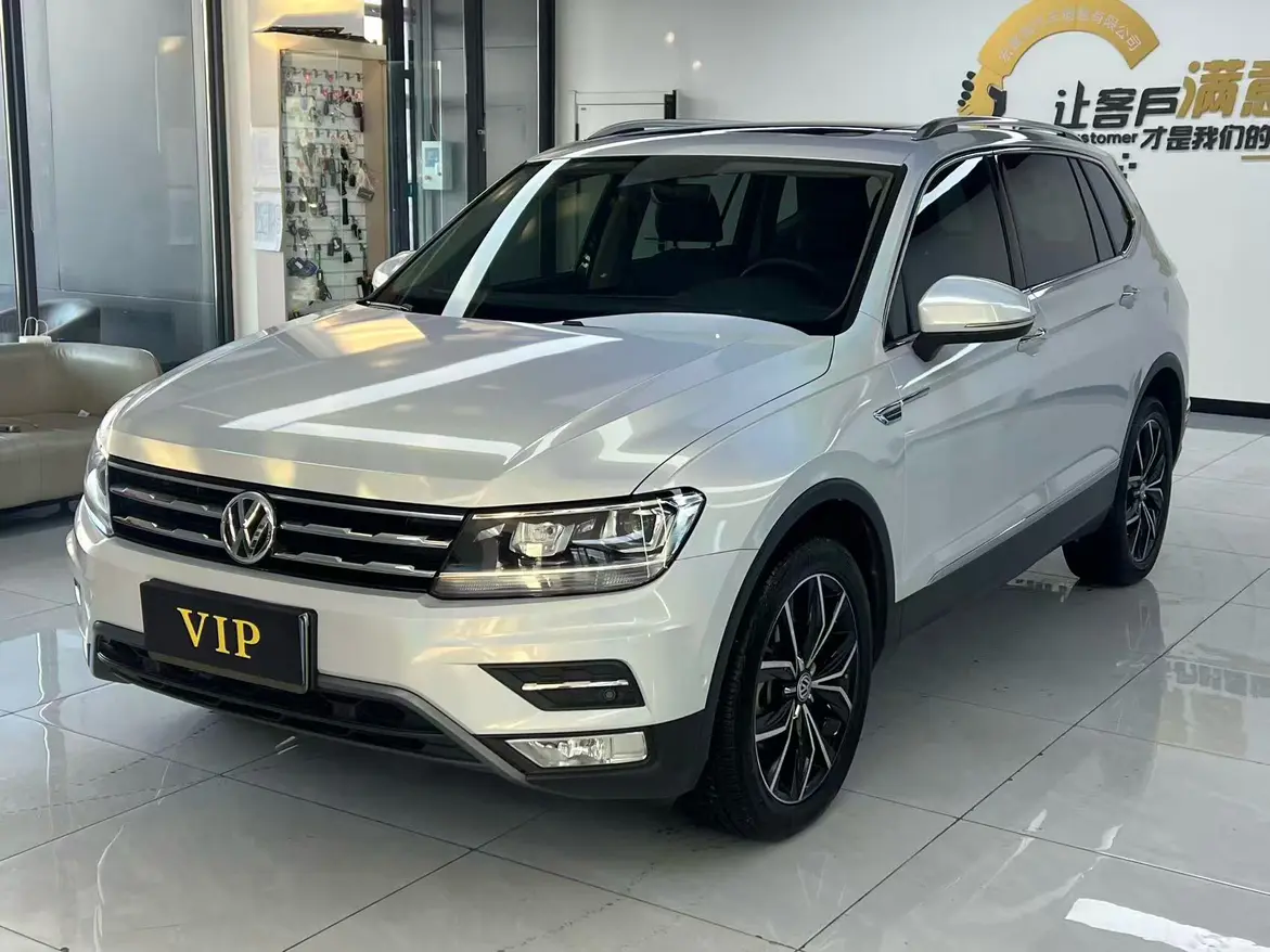 Volkswagen Tiguan L  из Китая
