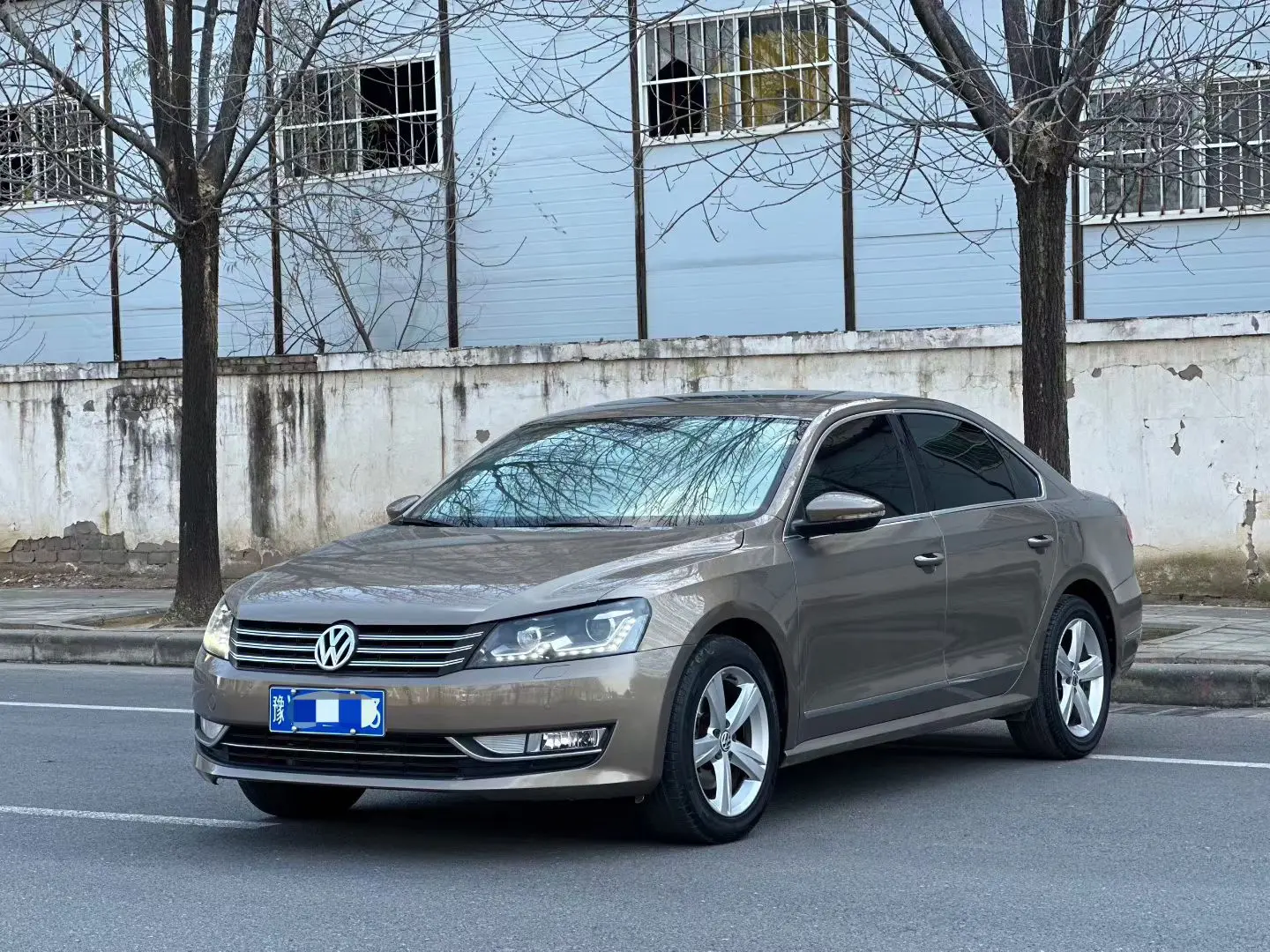 Volkswagen Passat  из Китая