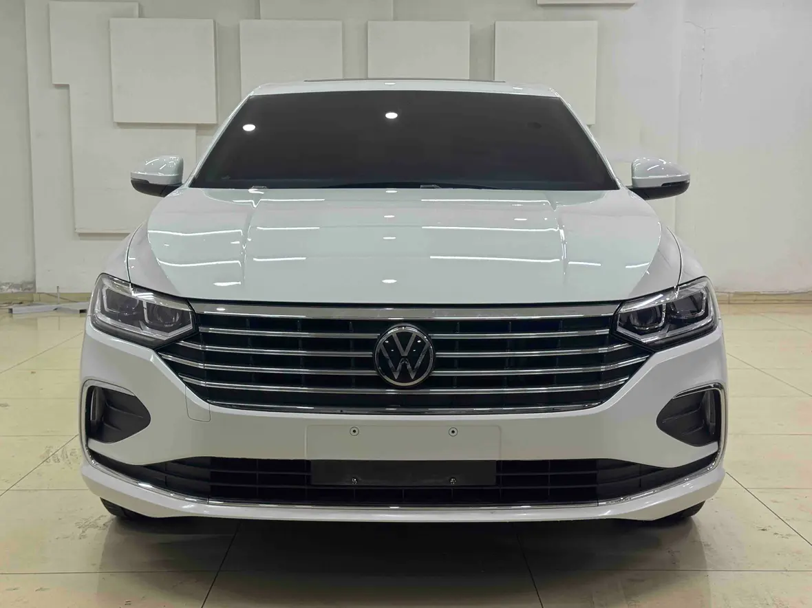 Volkswagen Lavida  из Китая