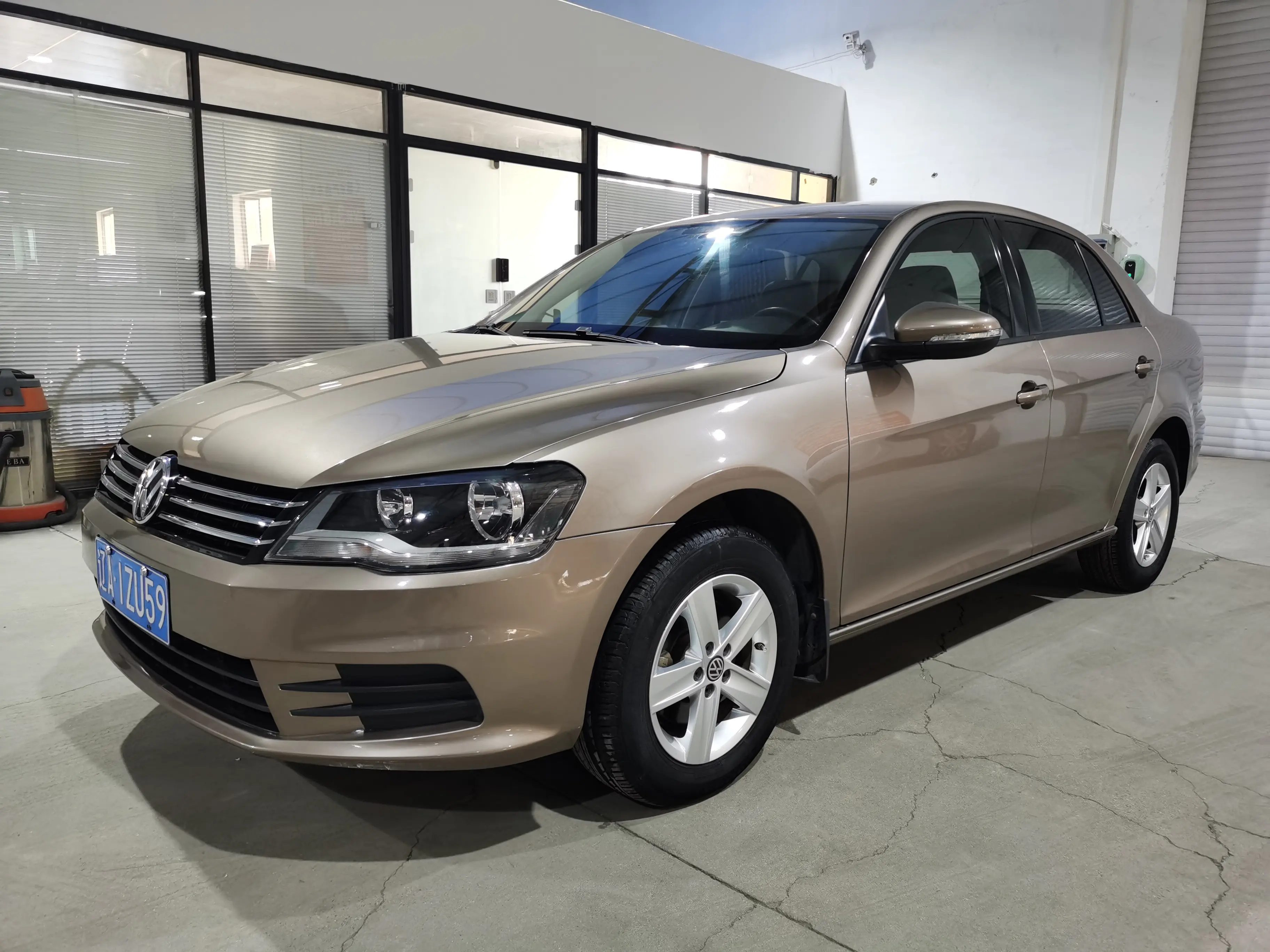 Volkswagen Bora  из Китая