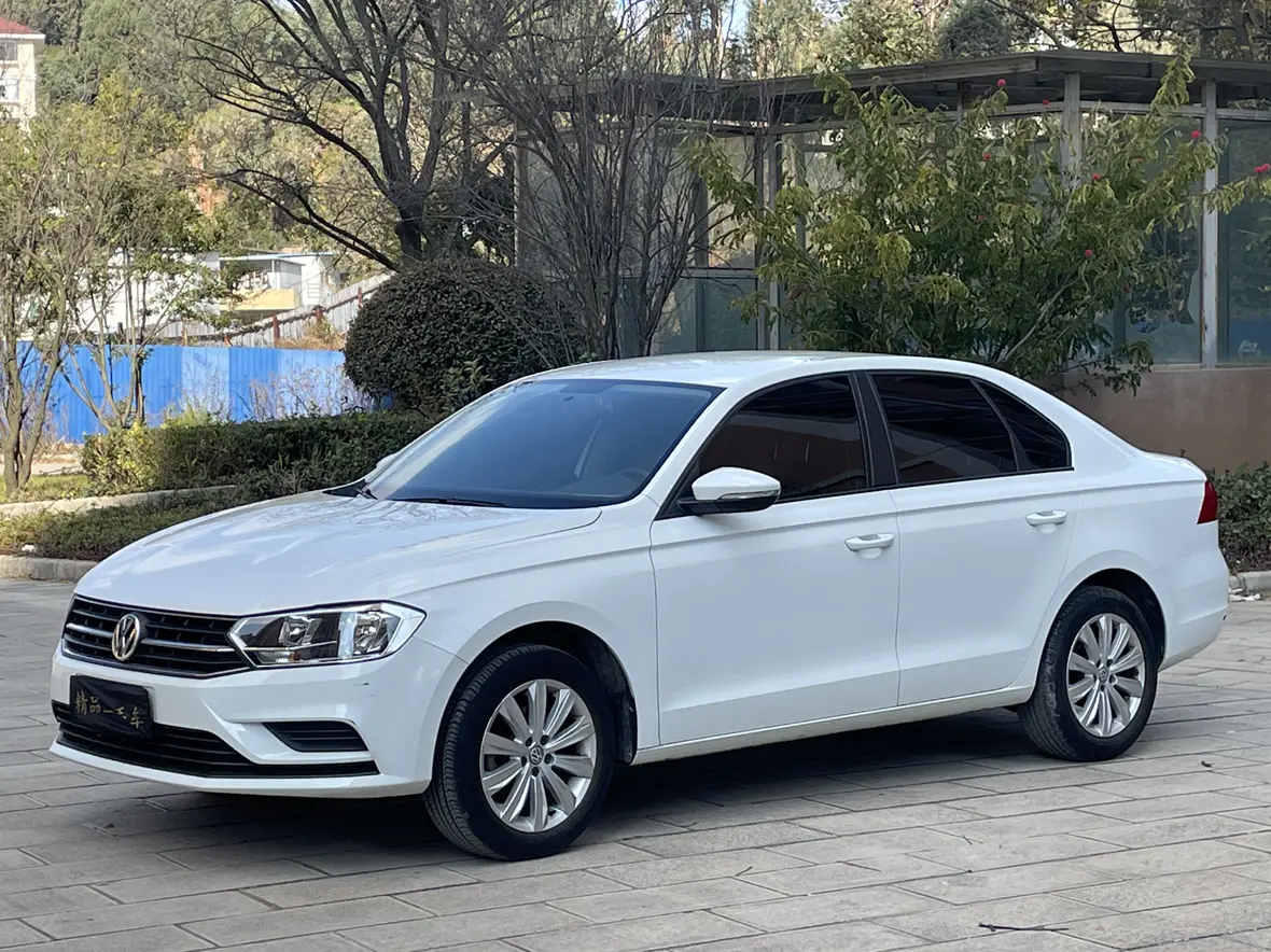 Volkswagen Bora  из Китая