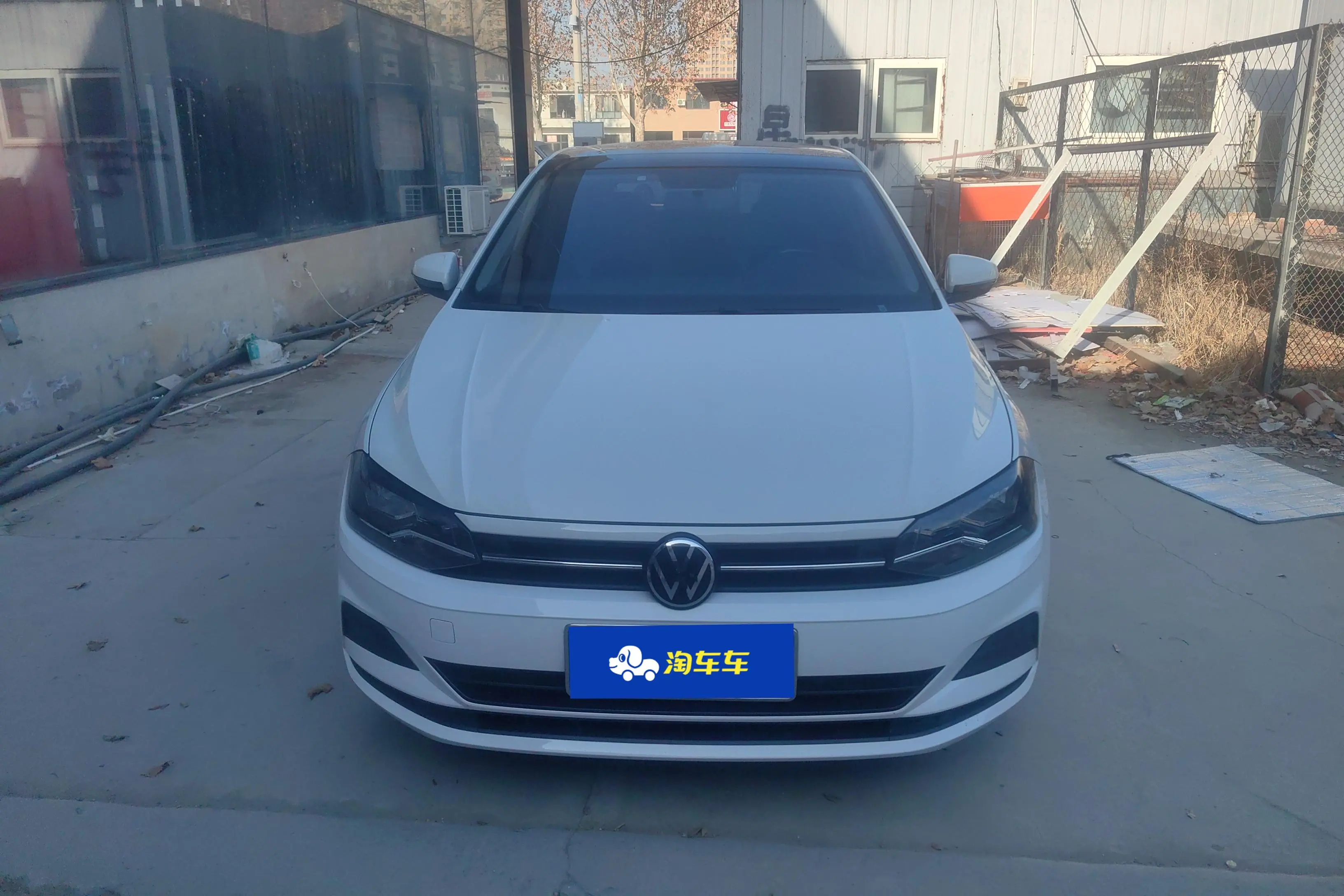 Volkswagen Polo  из Китая