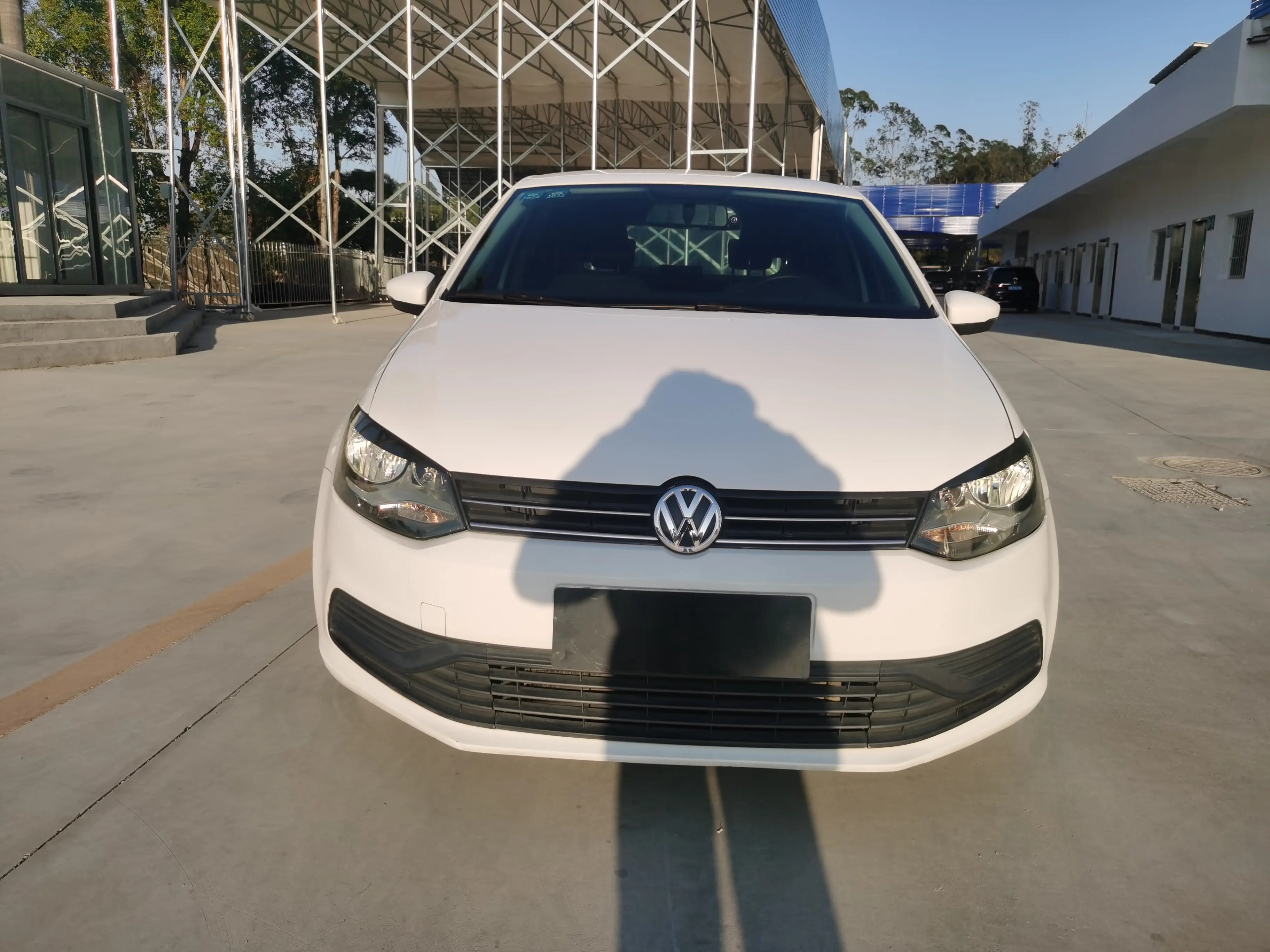 Volkswagen Polo  из Китая