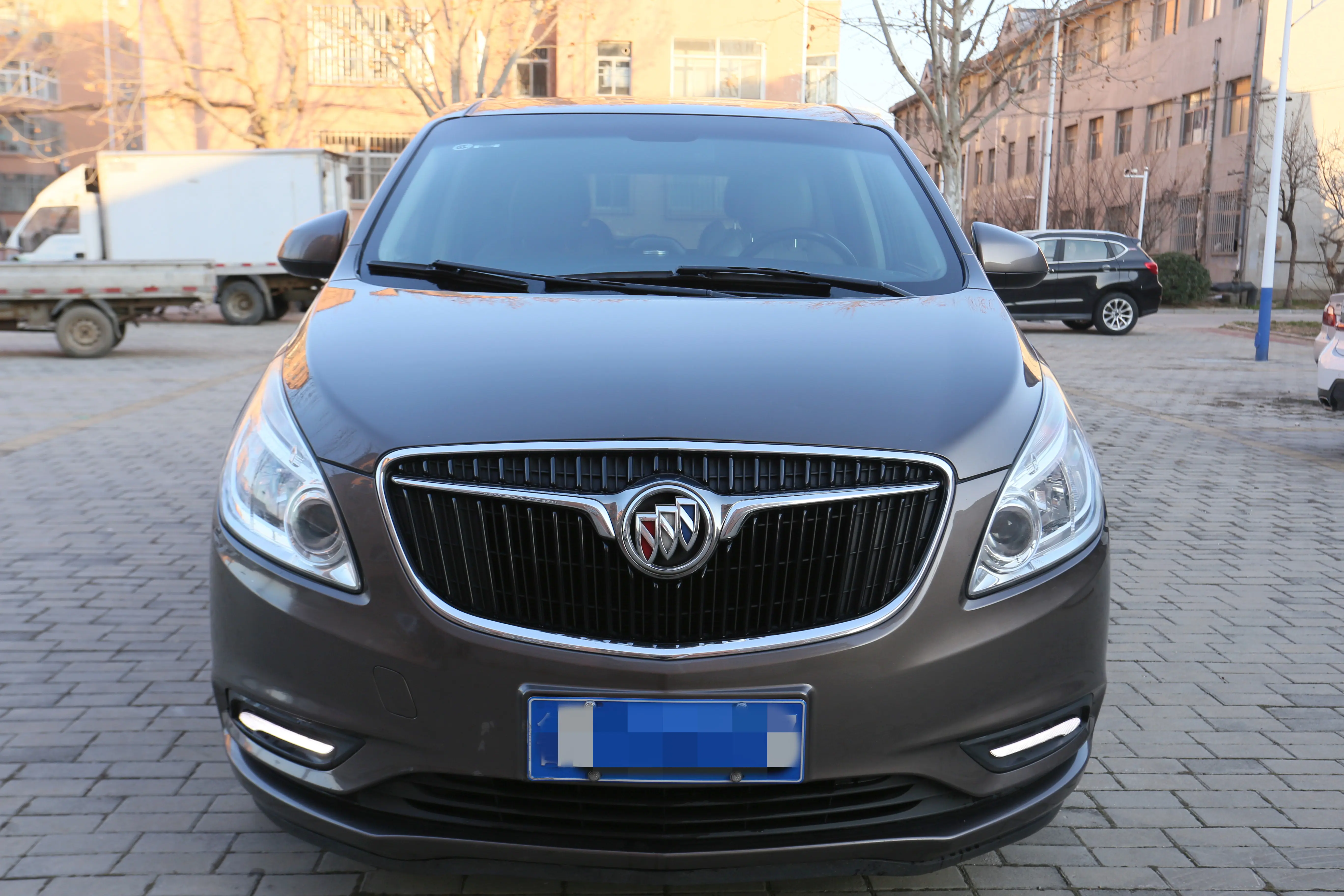 Buick GL8  из Китая