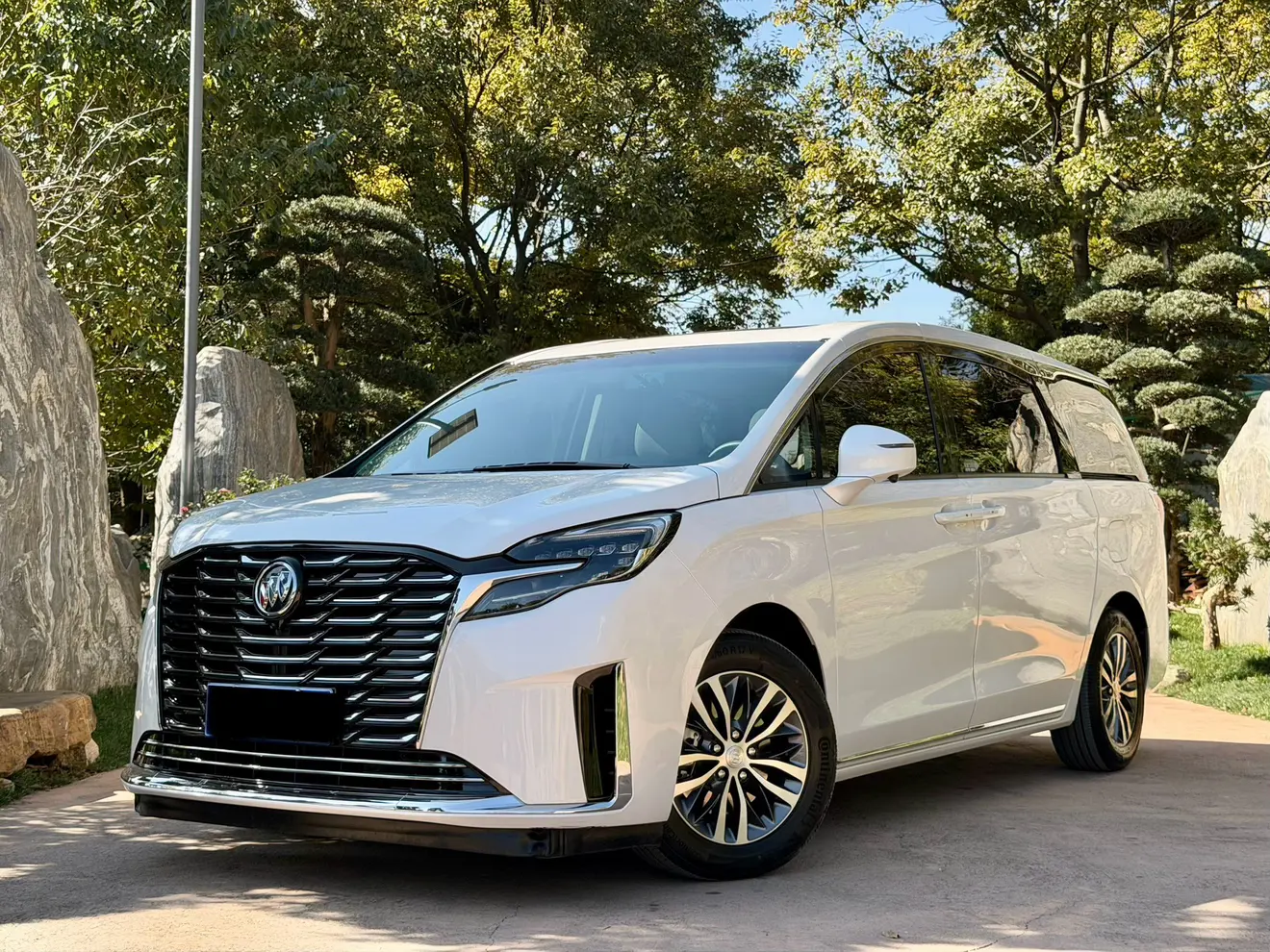 Buick GL8  из Китая